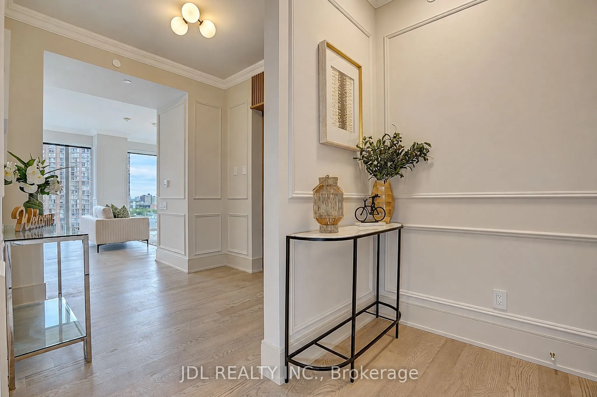 1 Gloucester Street #1615