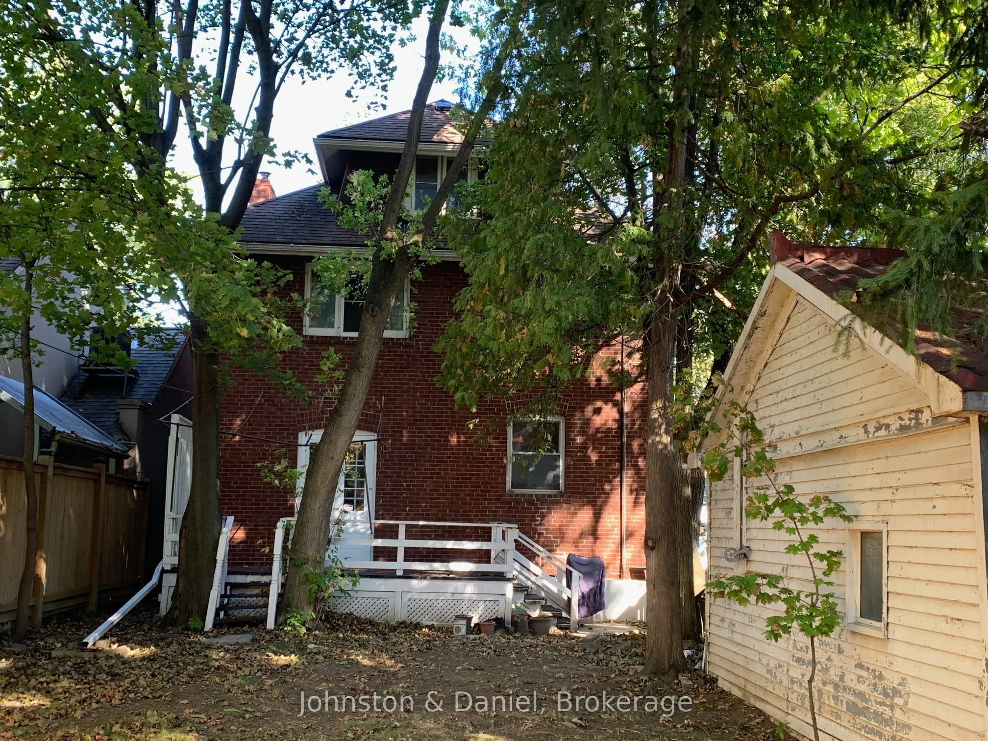 42 Lascelles Boulevard