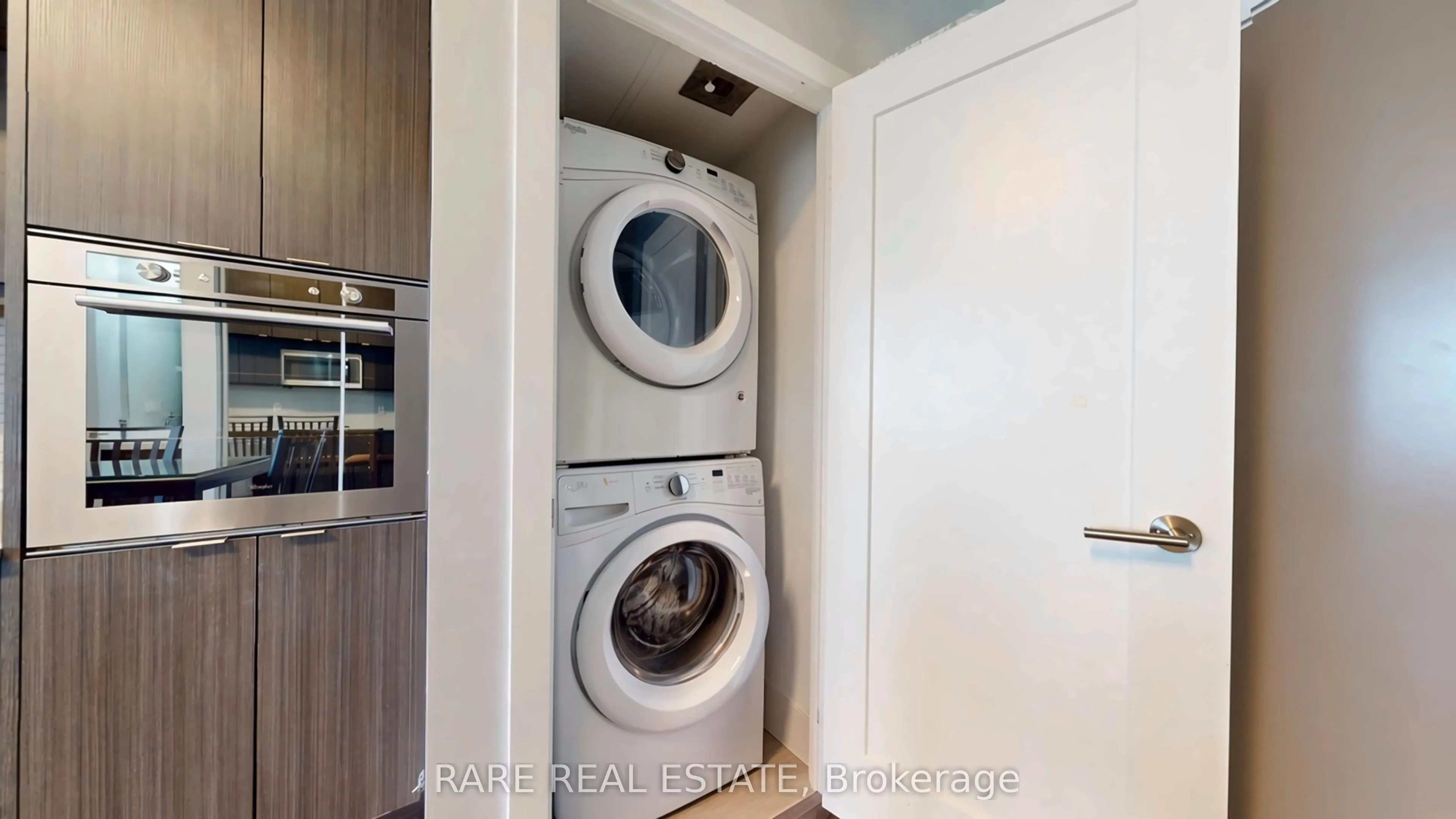 10 York Street #2802