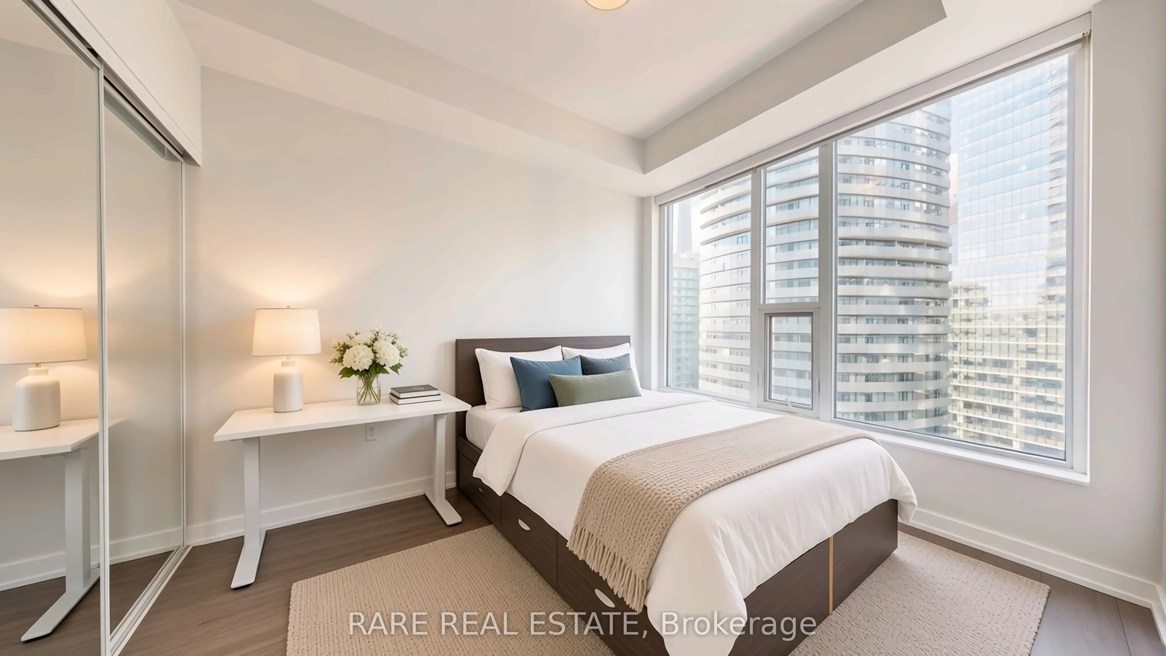 10 York Street #2802