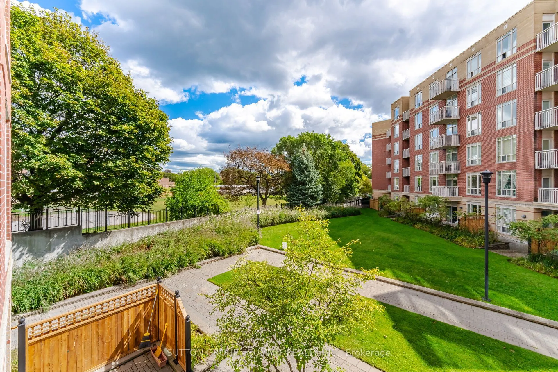 455 Rosewell Avenue #205