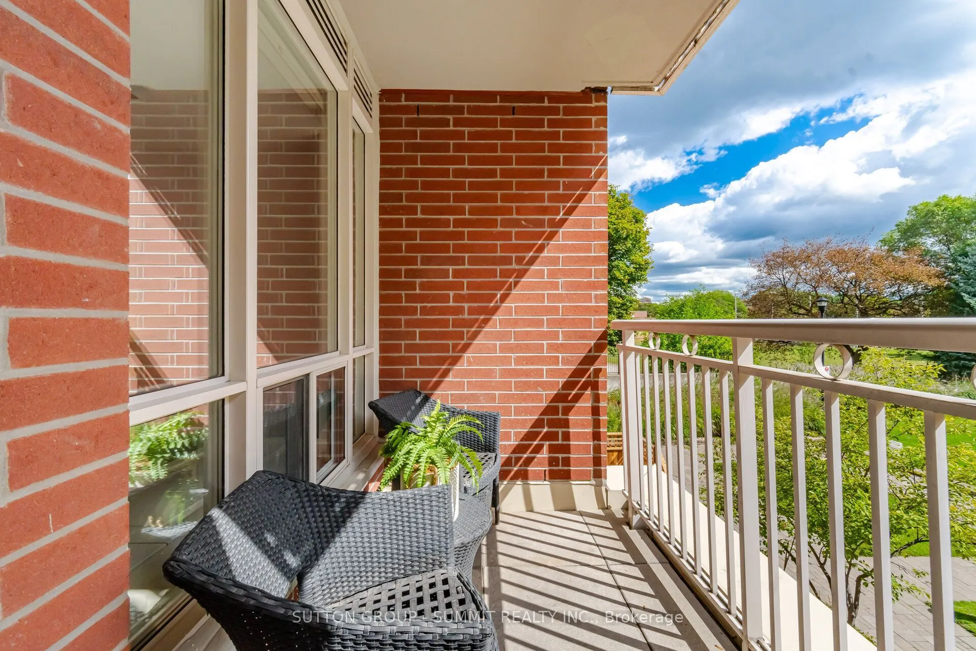 455 Rosewell Avenue #205