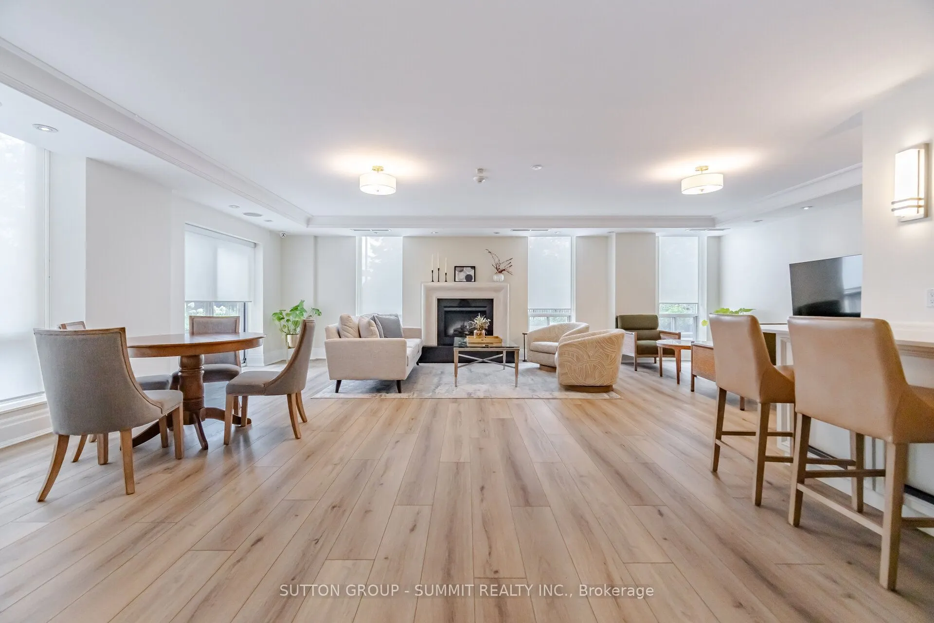 455 Rosewell Avenue #205