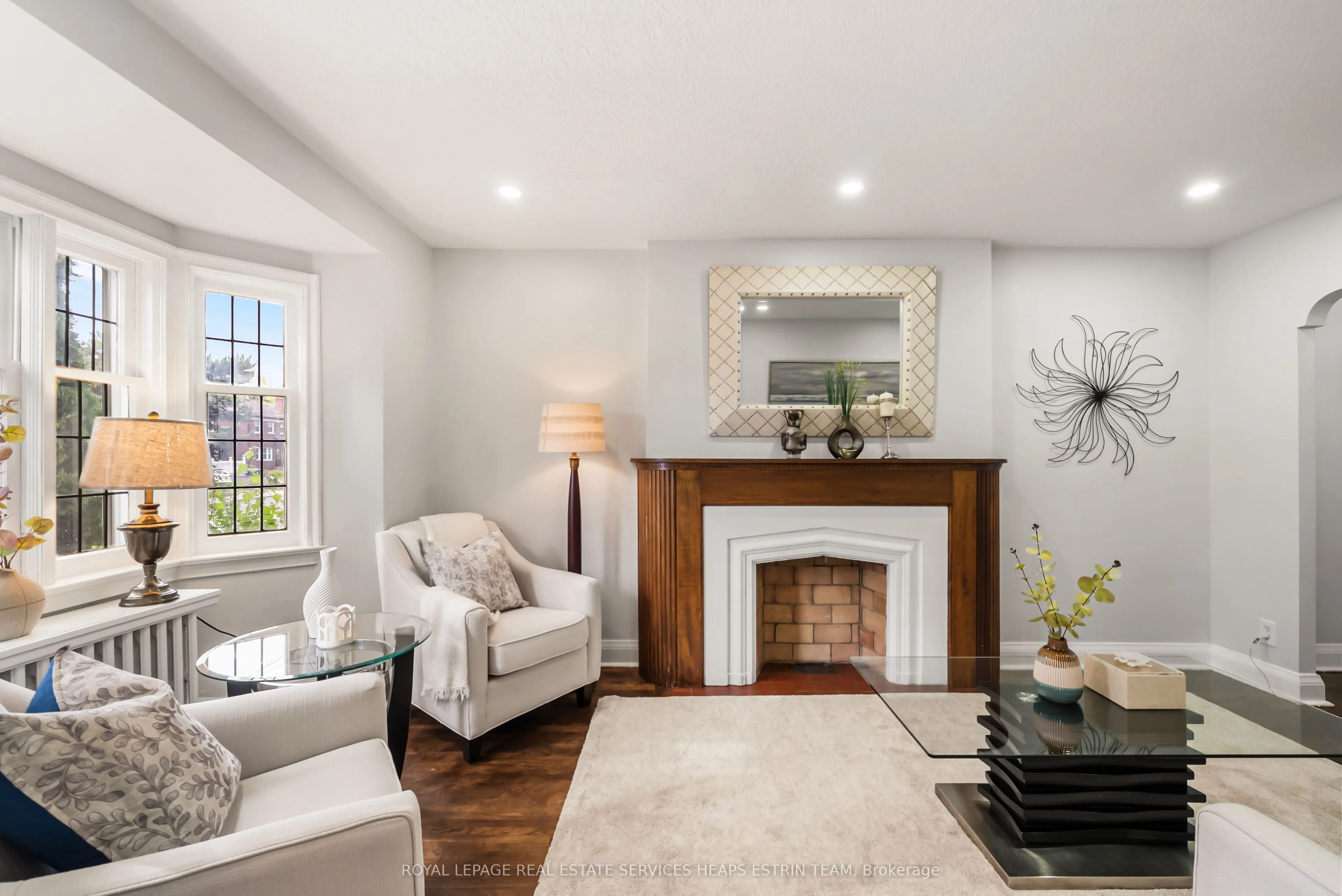 770 Eglinton Avenue E