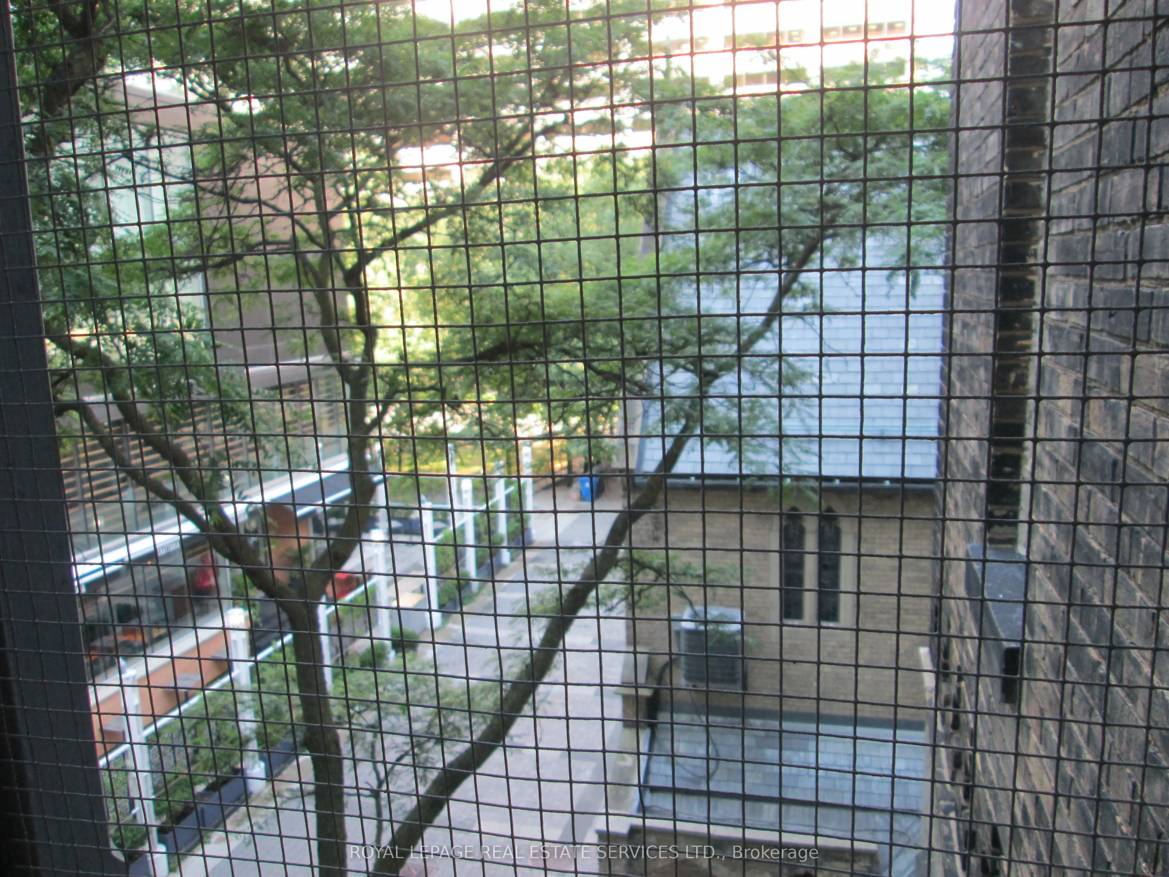 6 Trinity Square
