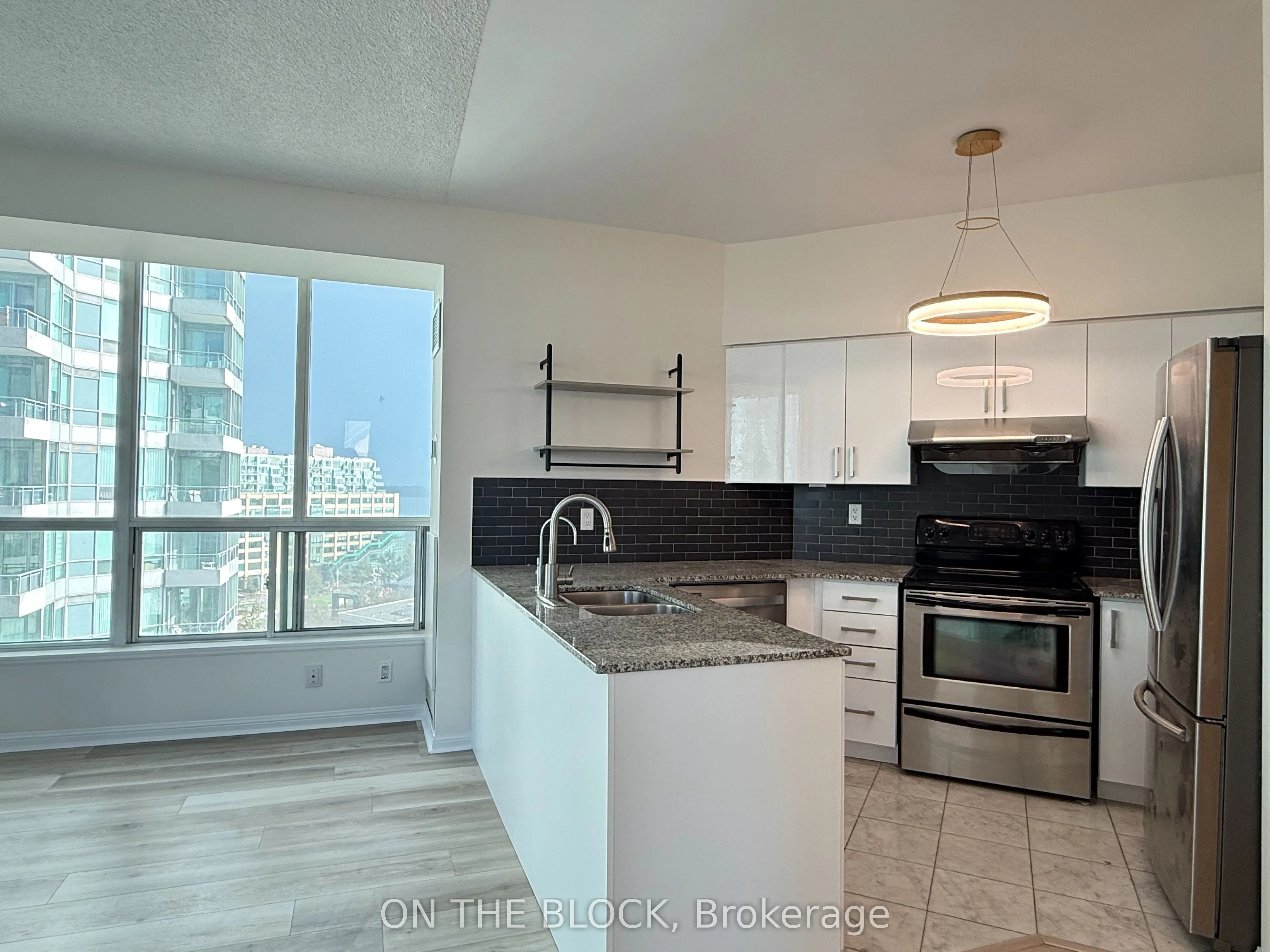 230 Queens Quay W #1515