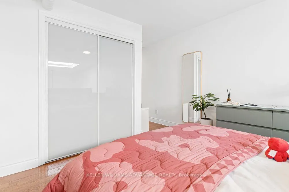 394 Euclid Avenue #201