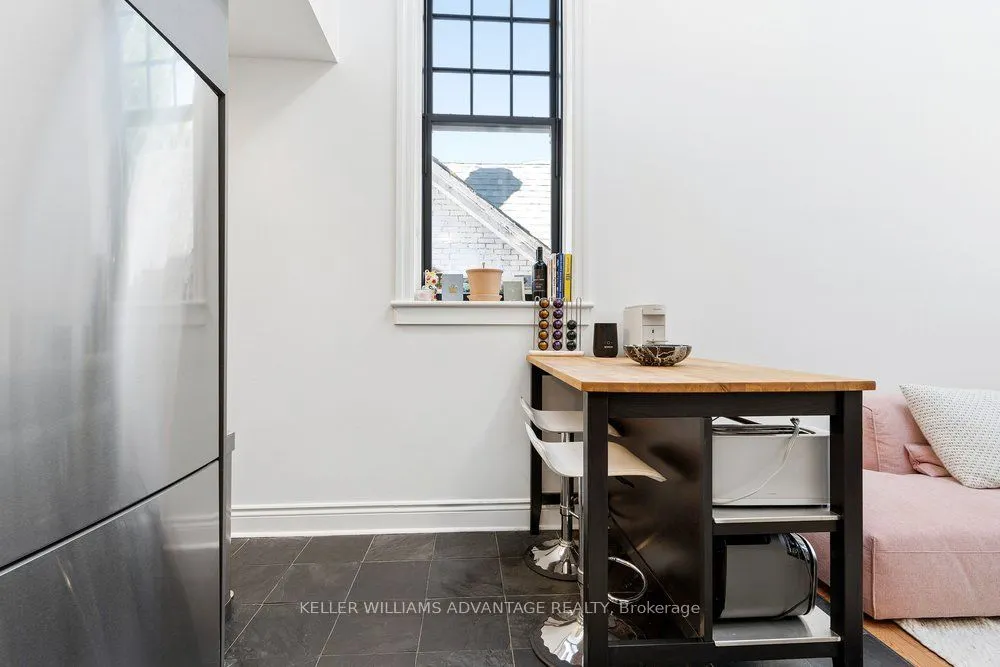 394 Euclid Avenue #201