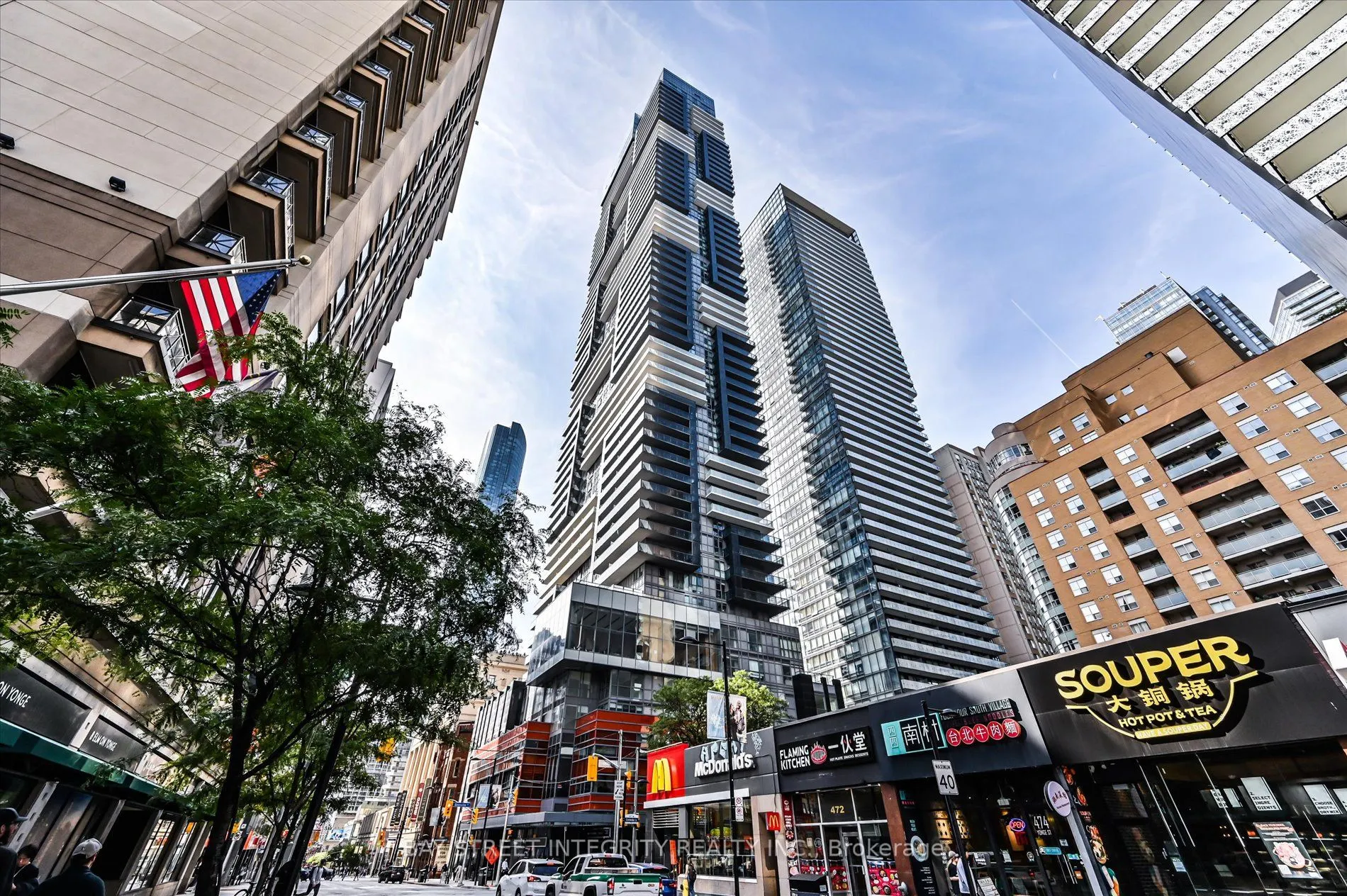 7 Grenville Street #3807