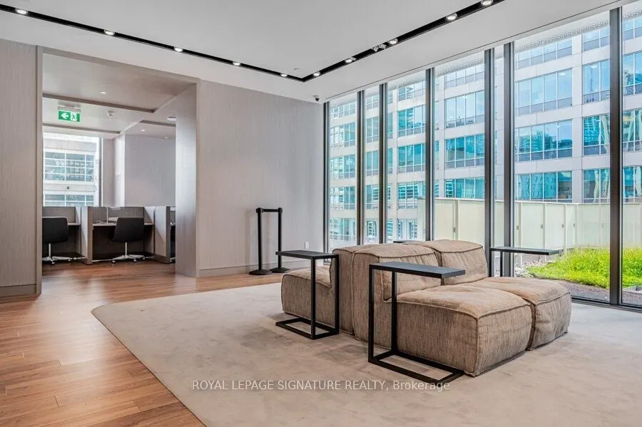 20 Lombard Street #3707