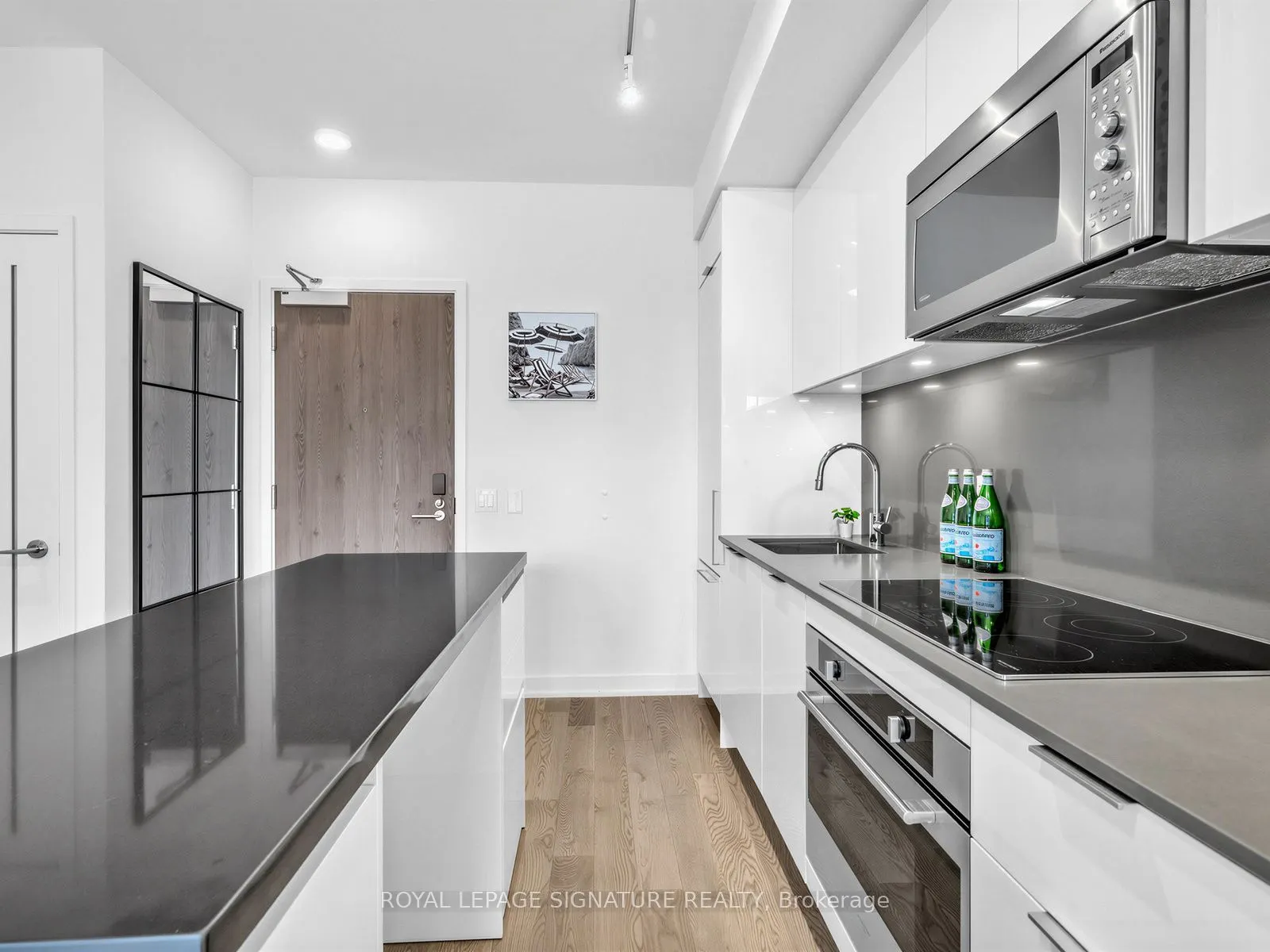 20 Lombard Street #3707