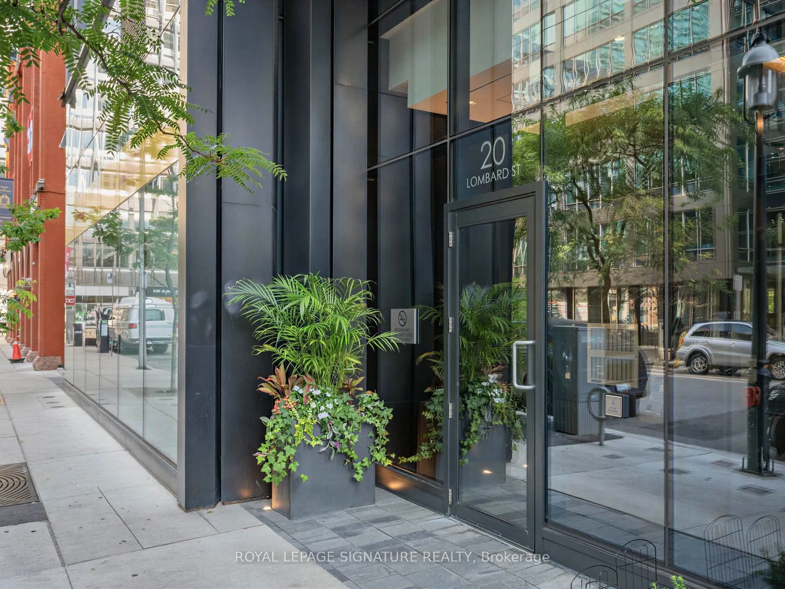 20 Lombard Street #3707