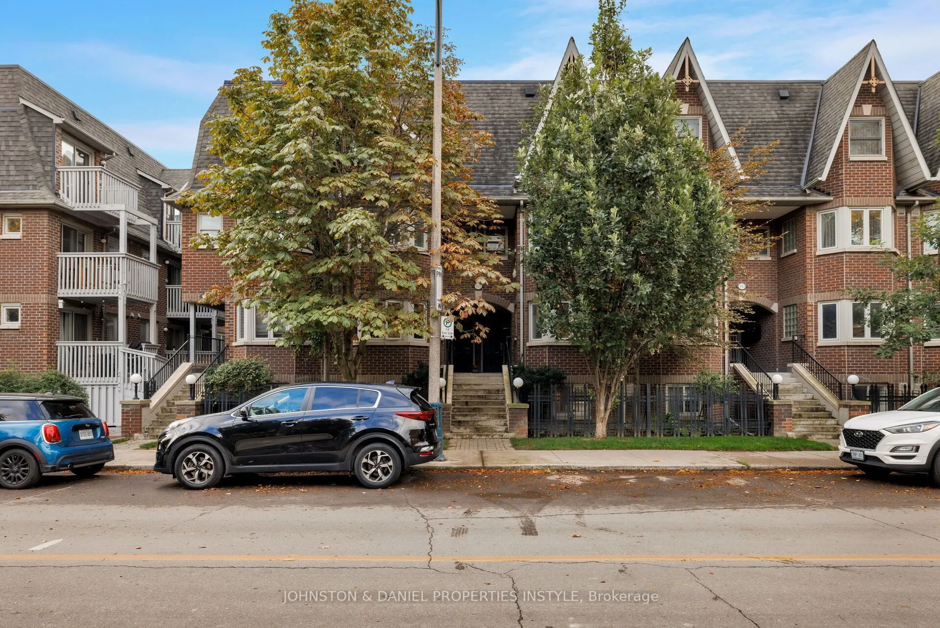 911D Adelaide Street W #29
