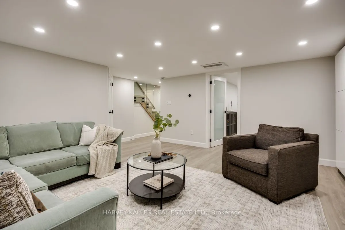 110 Chatsworth Drive