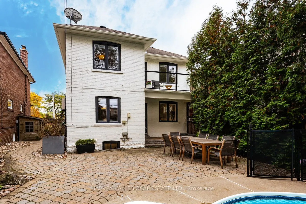 110 Chatsworth Drive