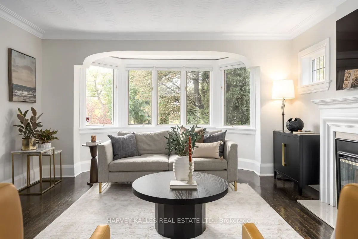 110 Chatsworth Drive