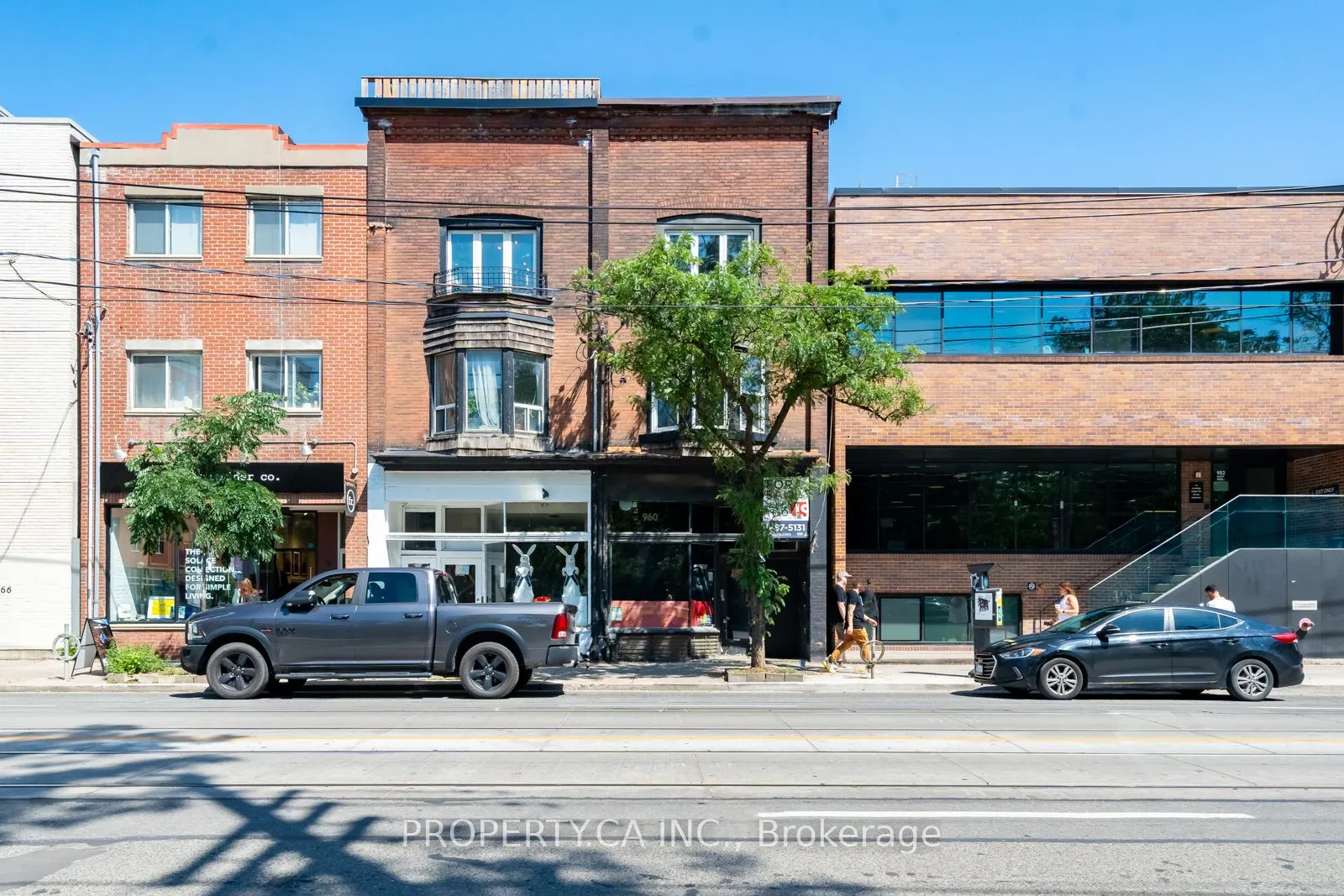 960 Queen Street W #3