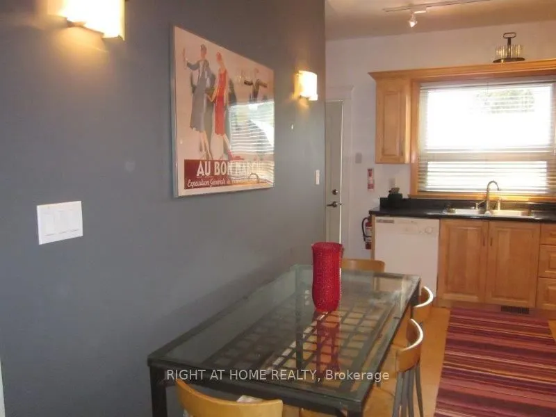 261 Grace Street #Main