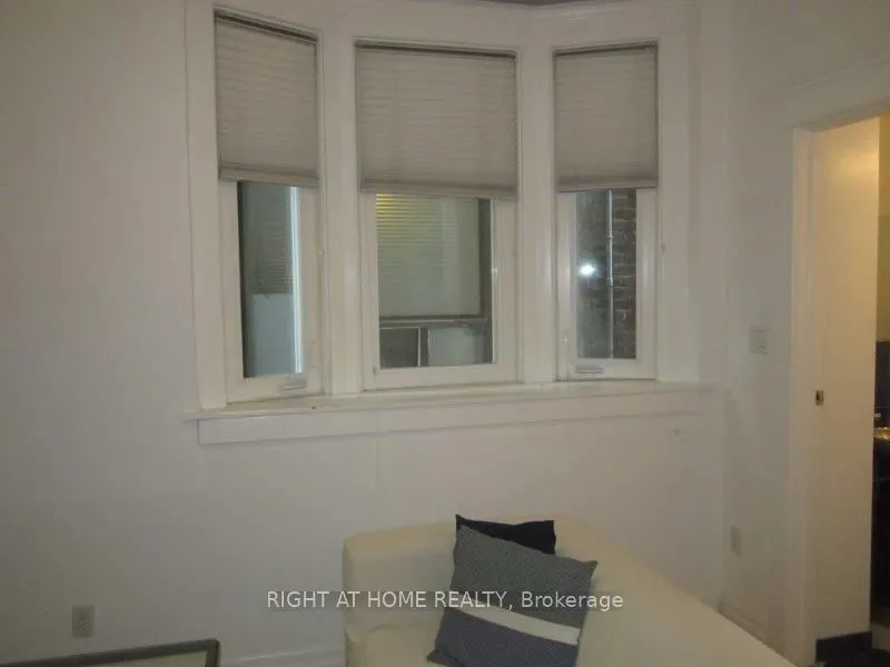 261 Grace Street #Main