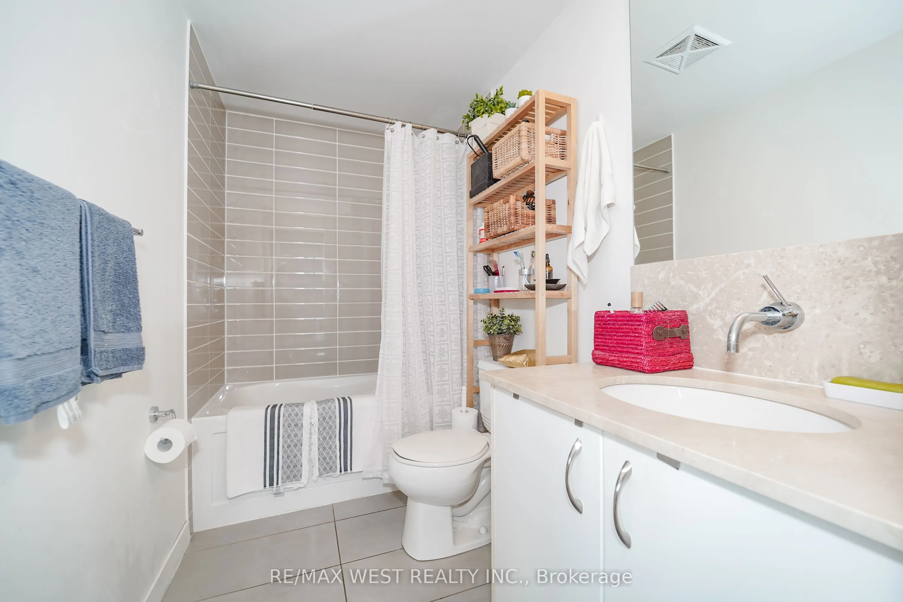 59 East Liberty Street #1705