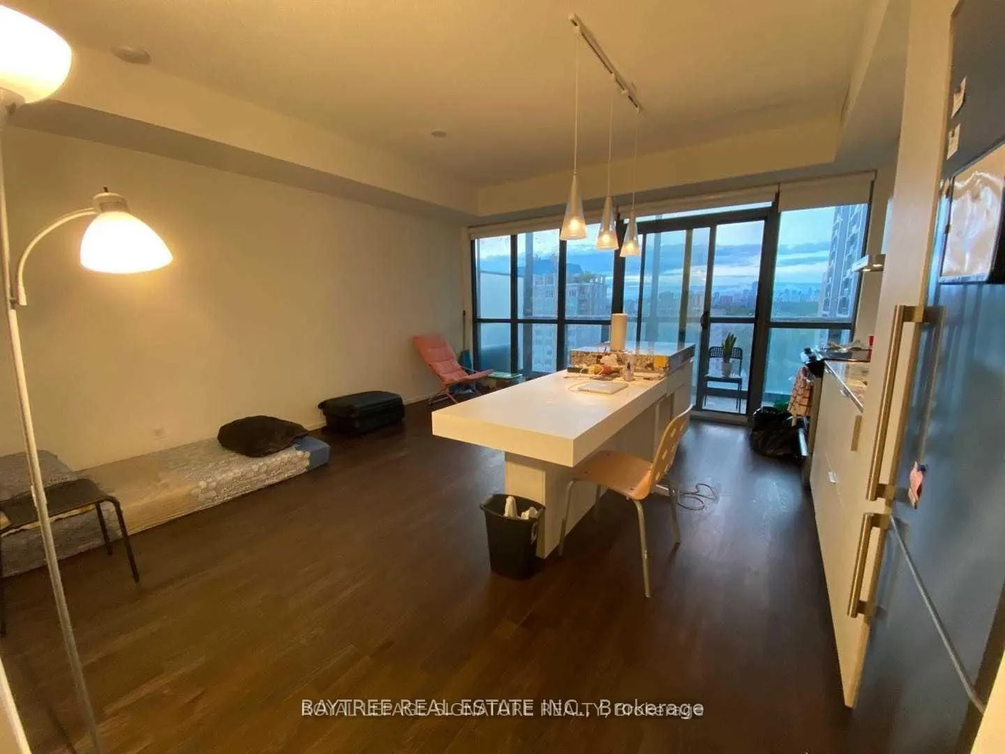 101 Charles Street E #1809