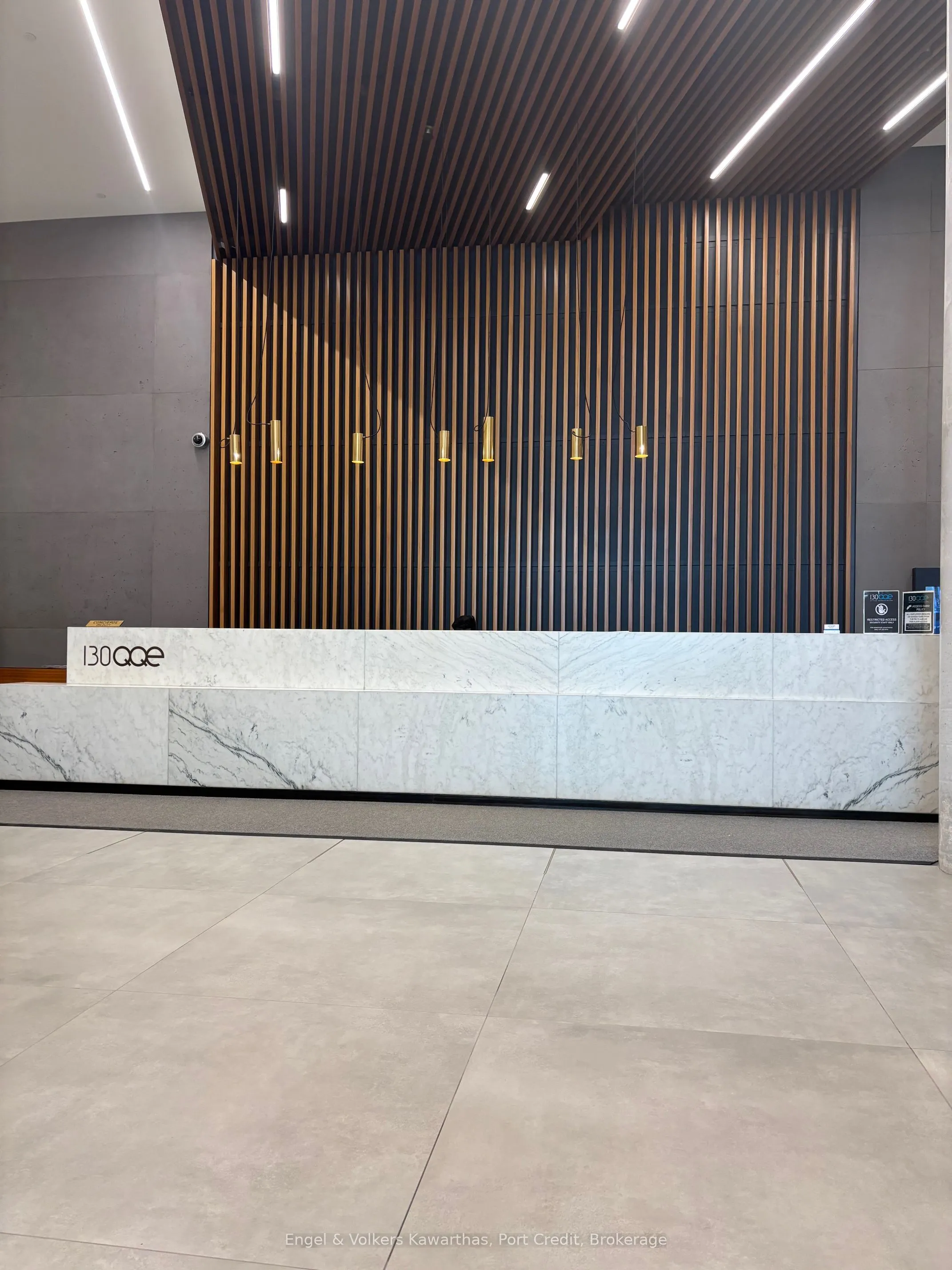 130 Queens Quay E #516