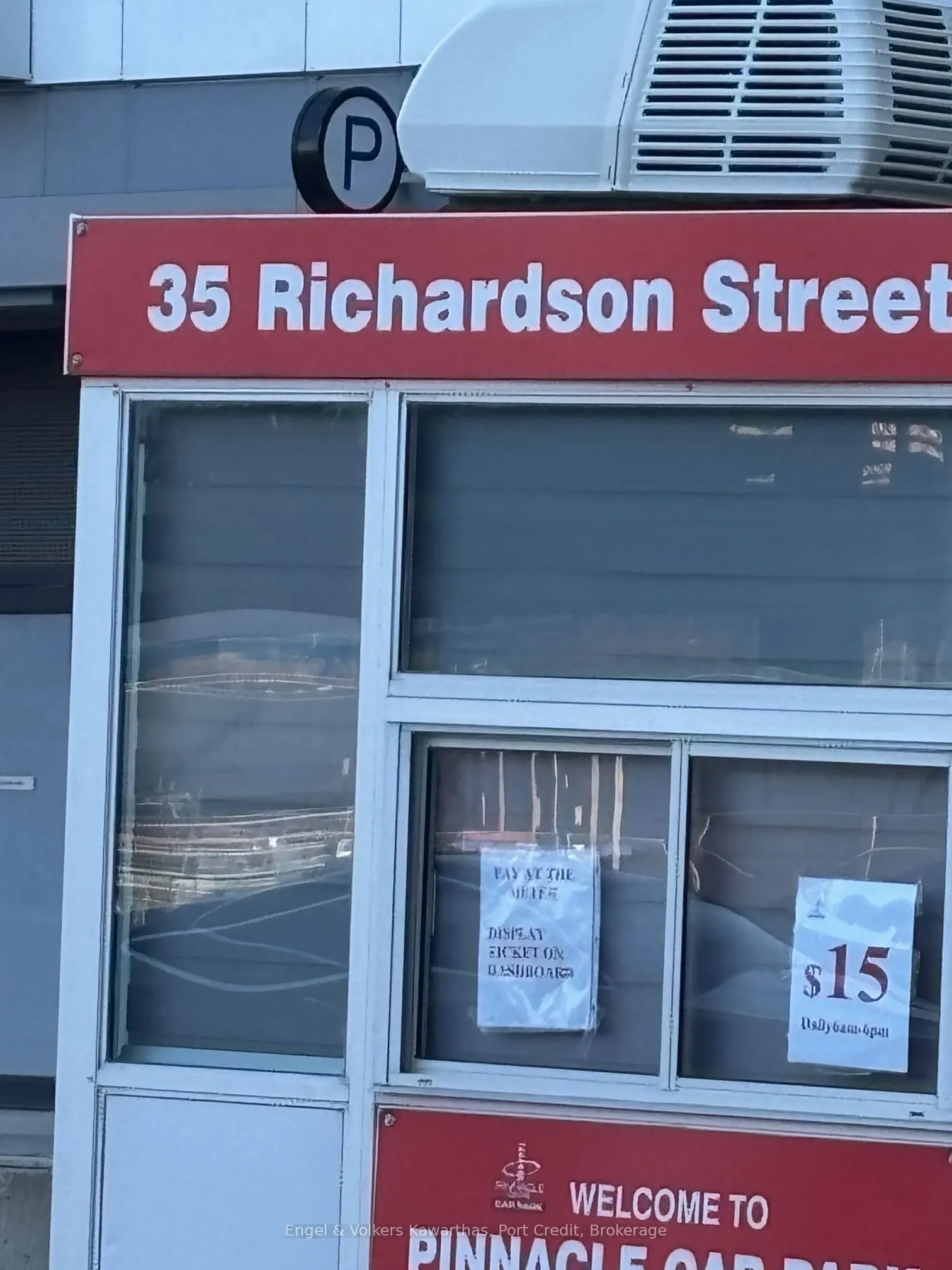 130 Queens Quay E #516