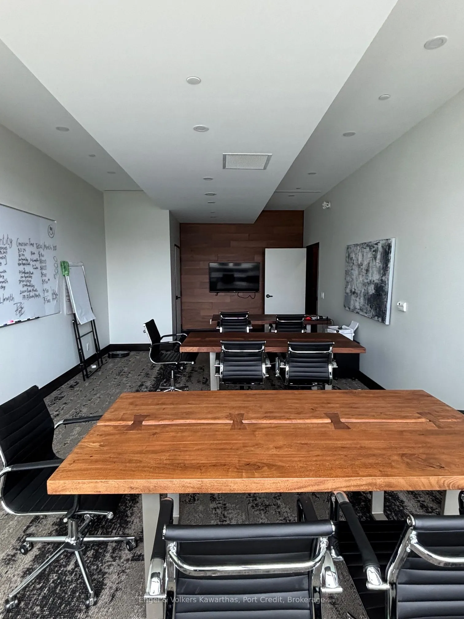 130 Queens Quay E #516