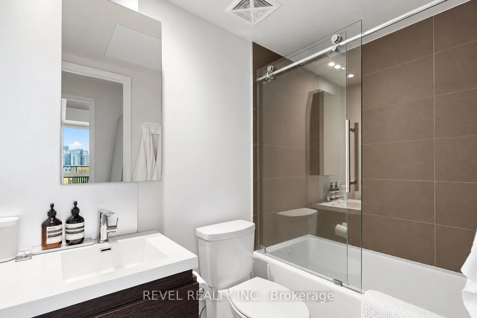 1030 King Street W #529