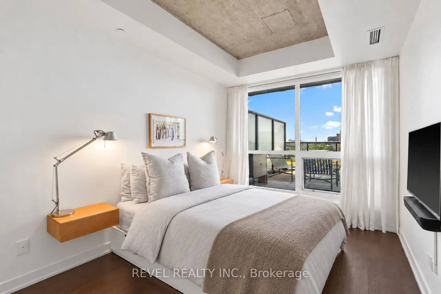 1030 King Street W #529