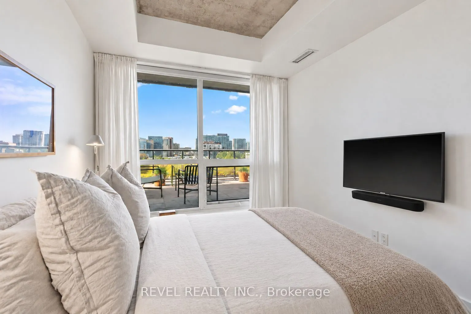 1030 King Street W #529