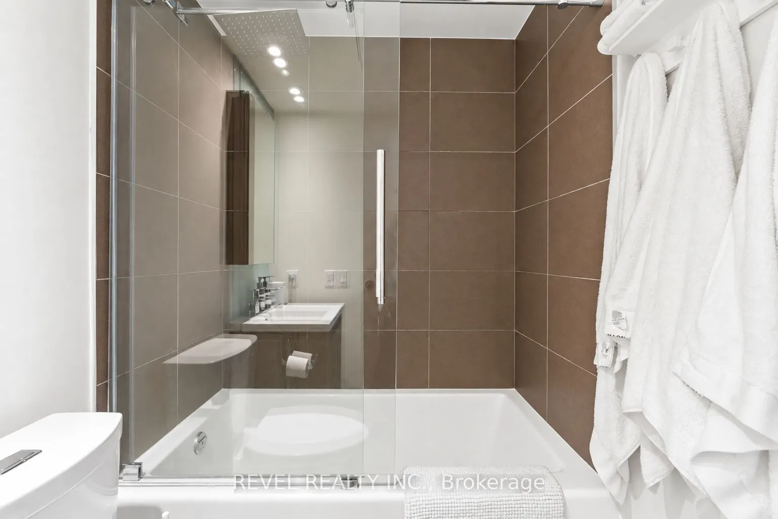 1030 King Street W #529