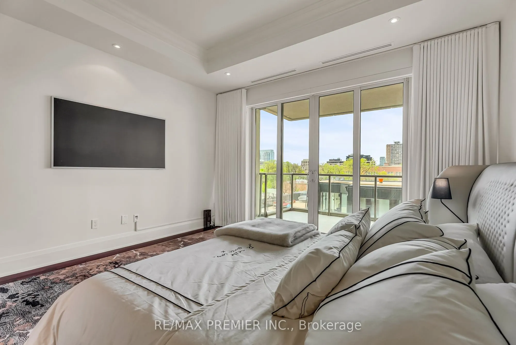 80 Yorkville Avenue #502