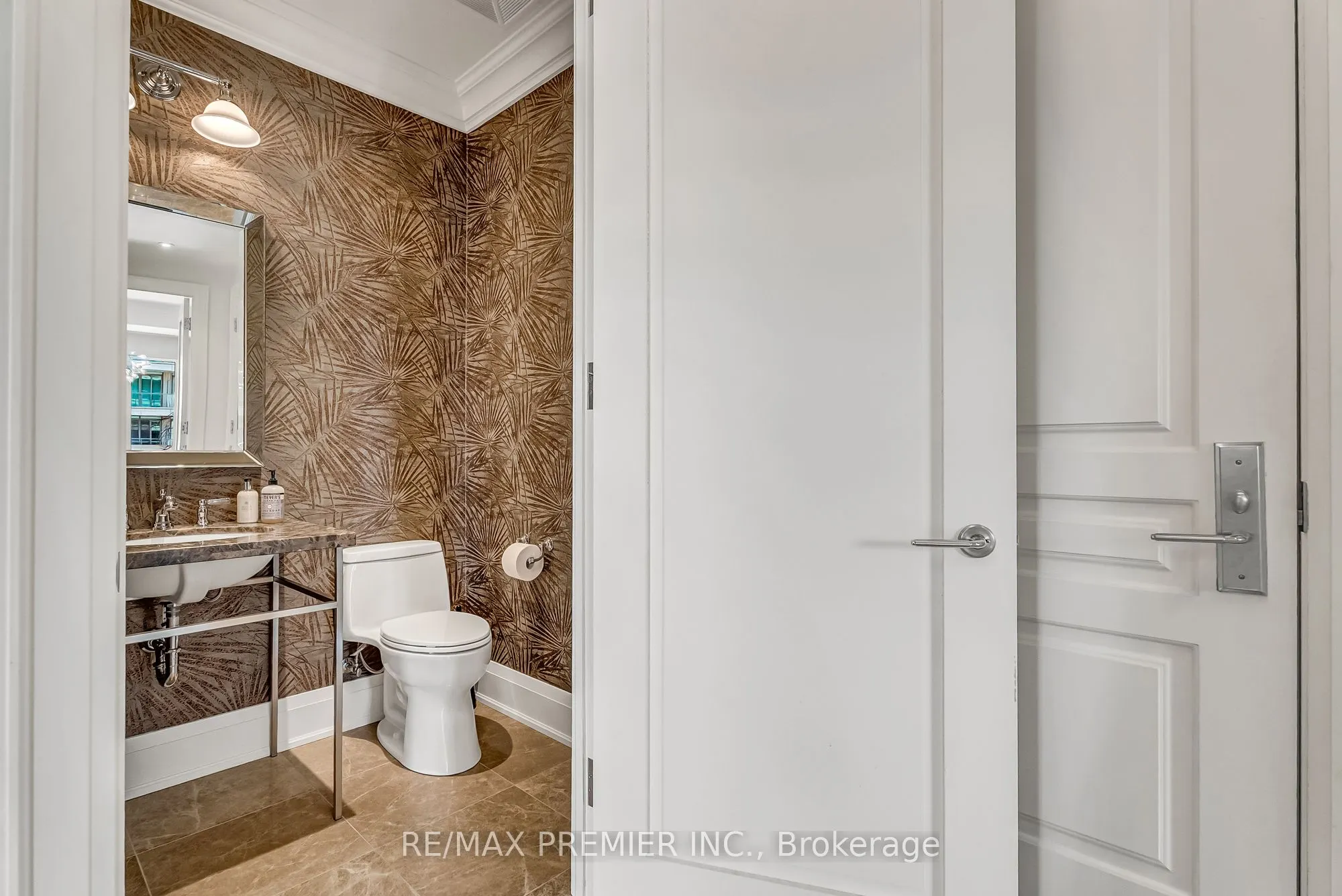 80 Yorkville Avenue #502