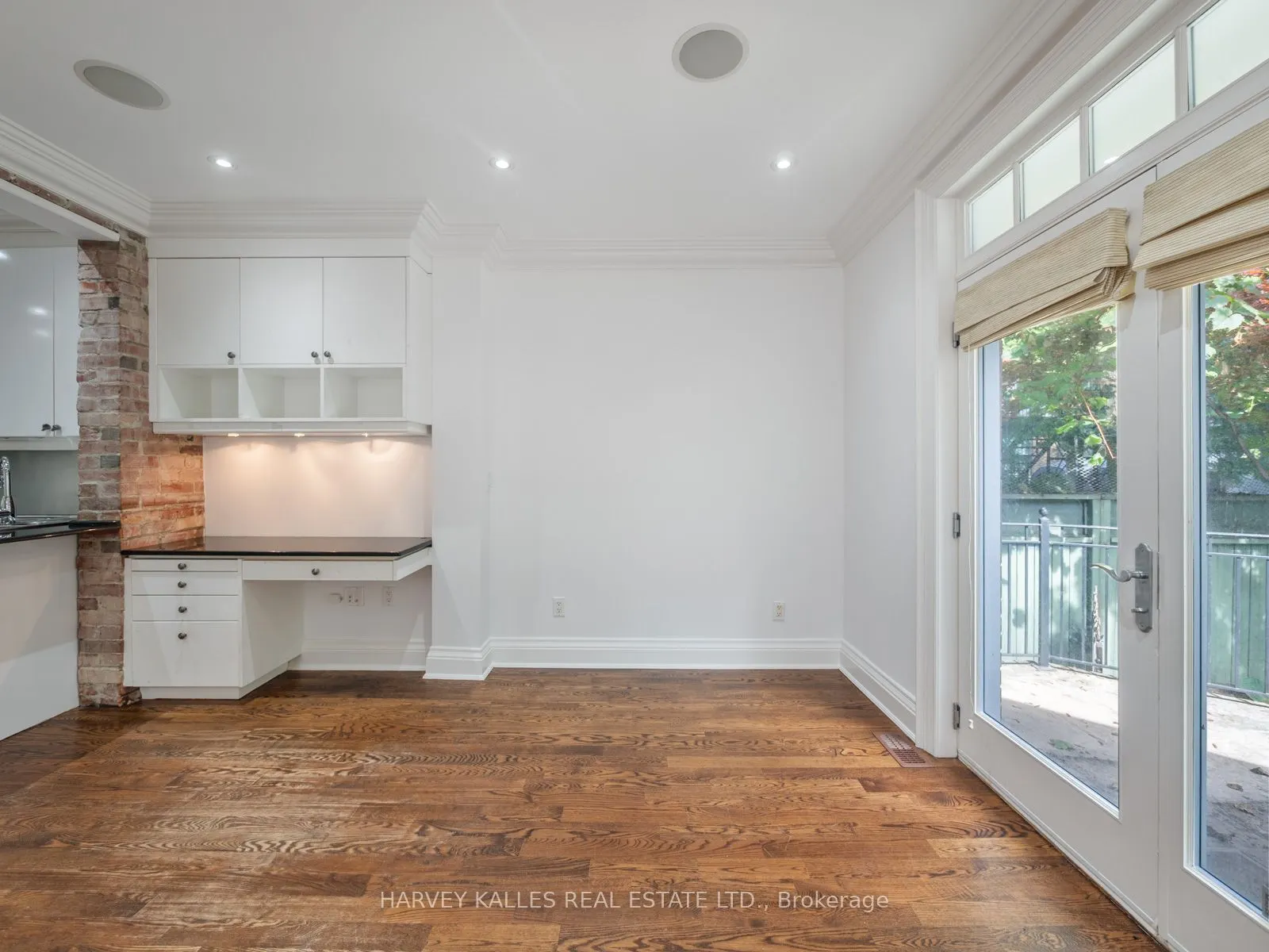 67 Warren Road