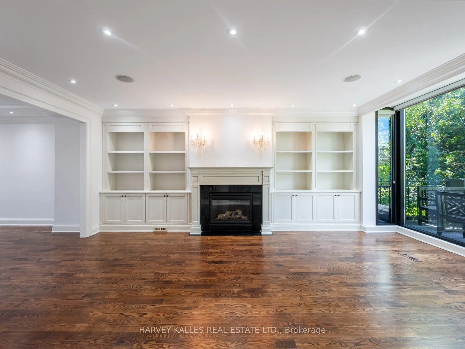 67 Warren Road