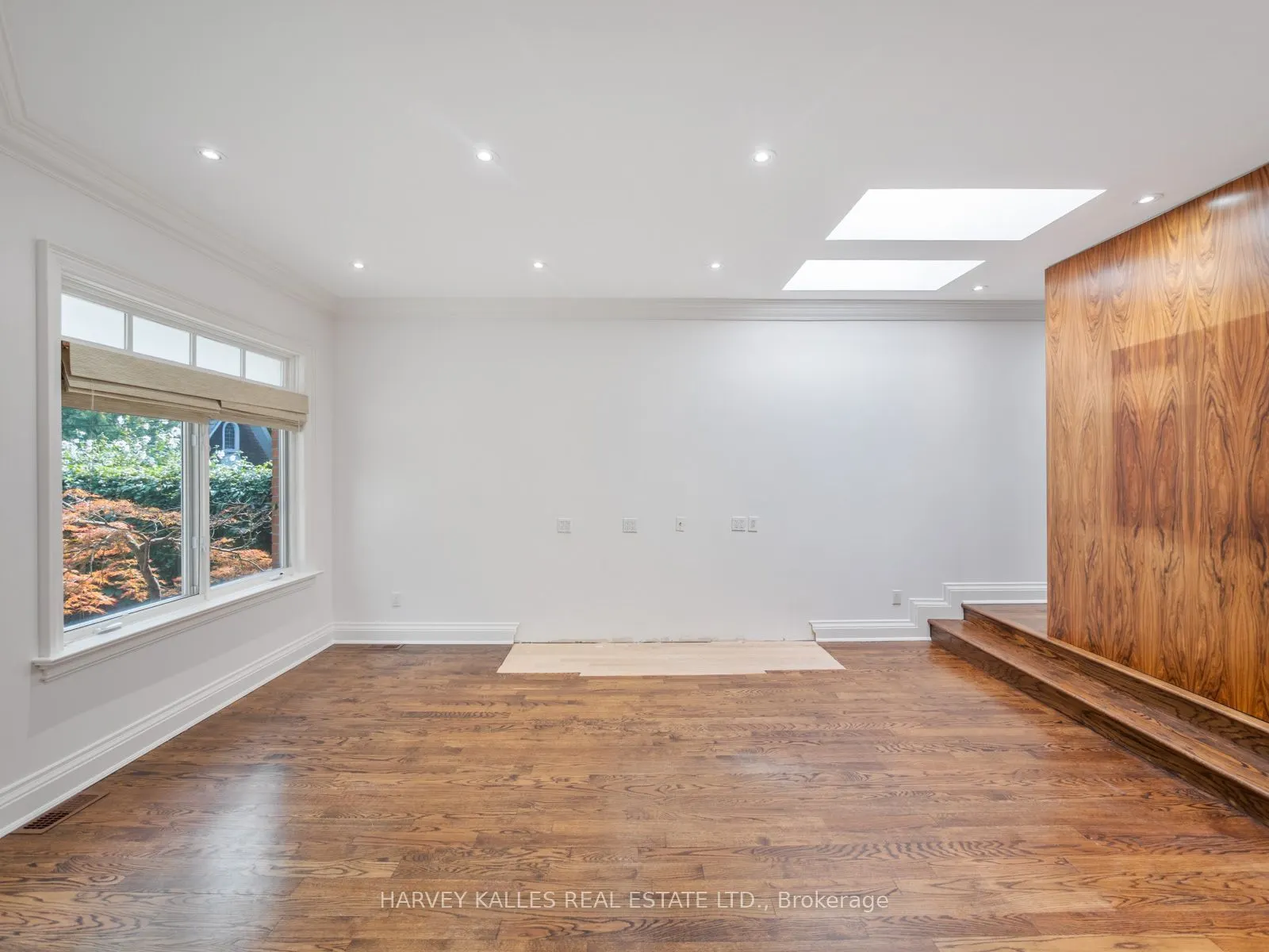 67 Warren Road