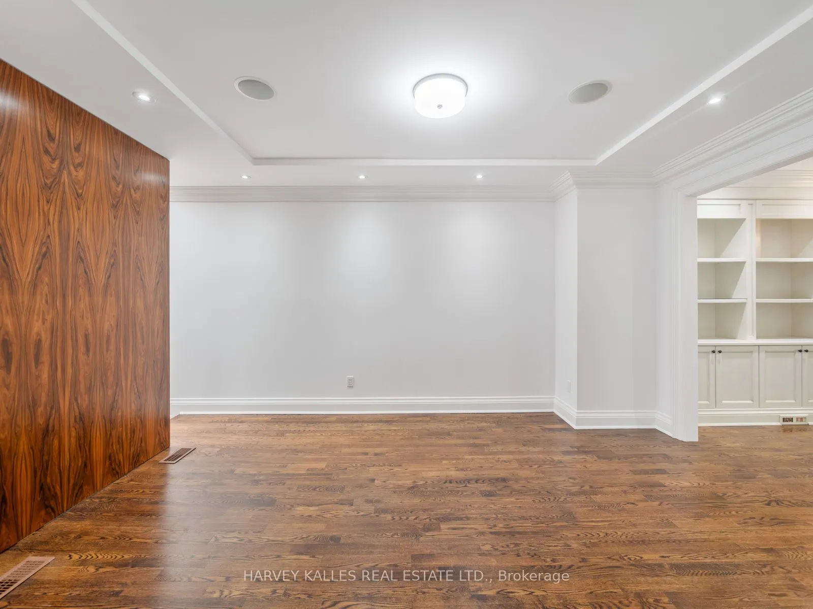 67 Warren Road