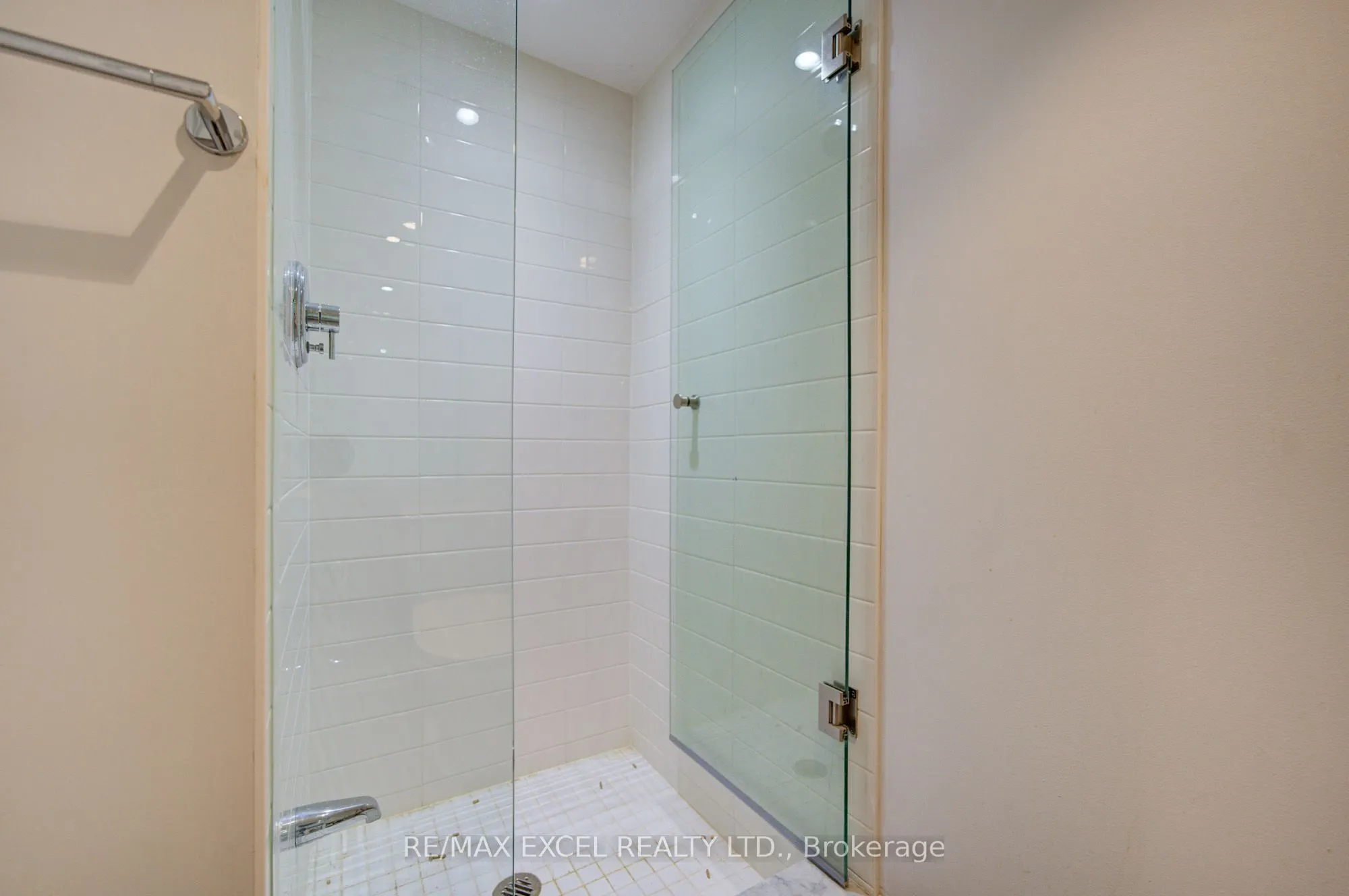 386 Yonge Street #503