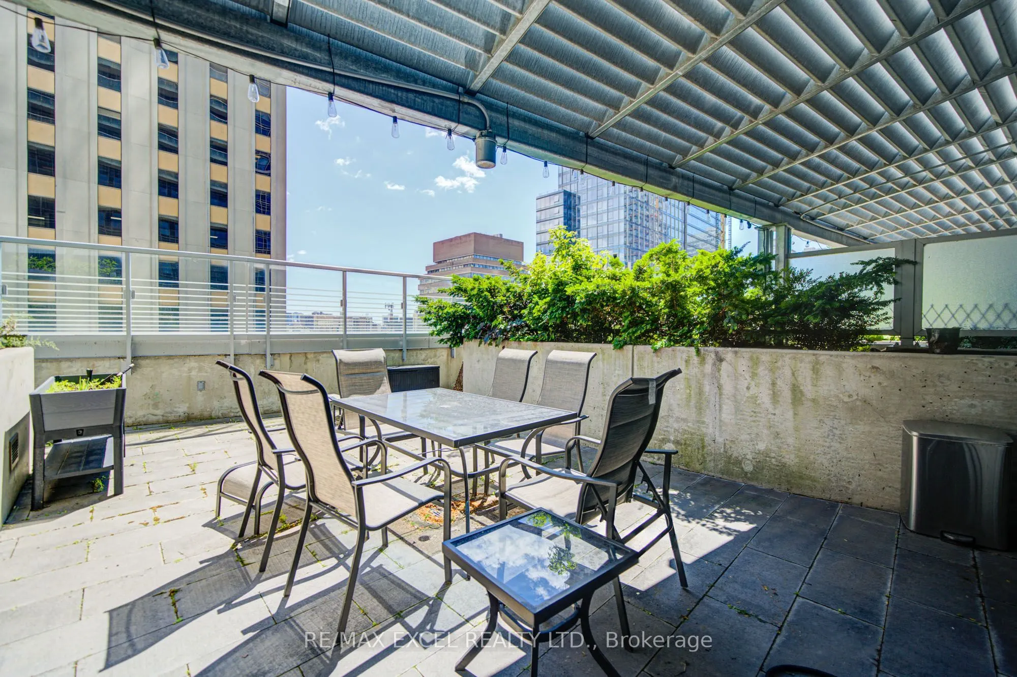 386 Yonge Street #503