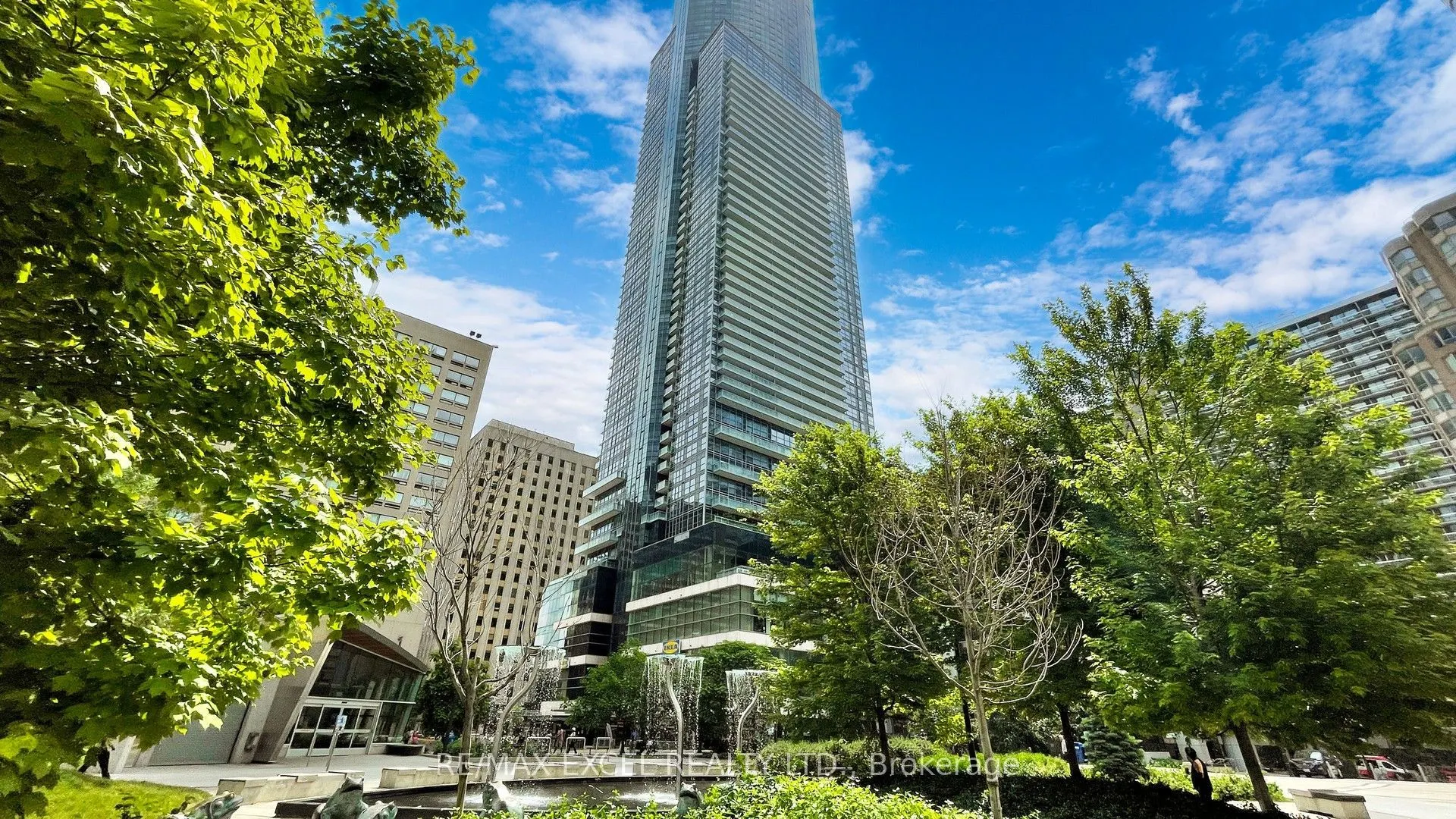 386 Yonge Street #503