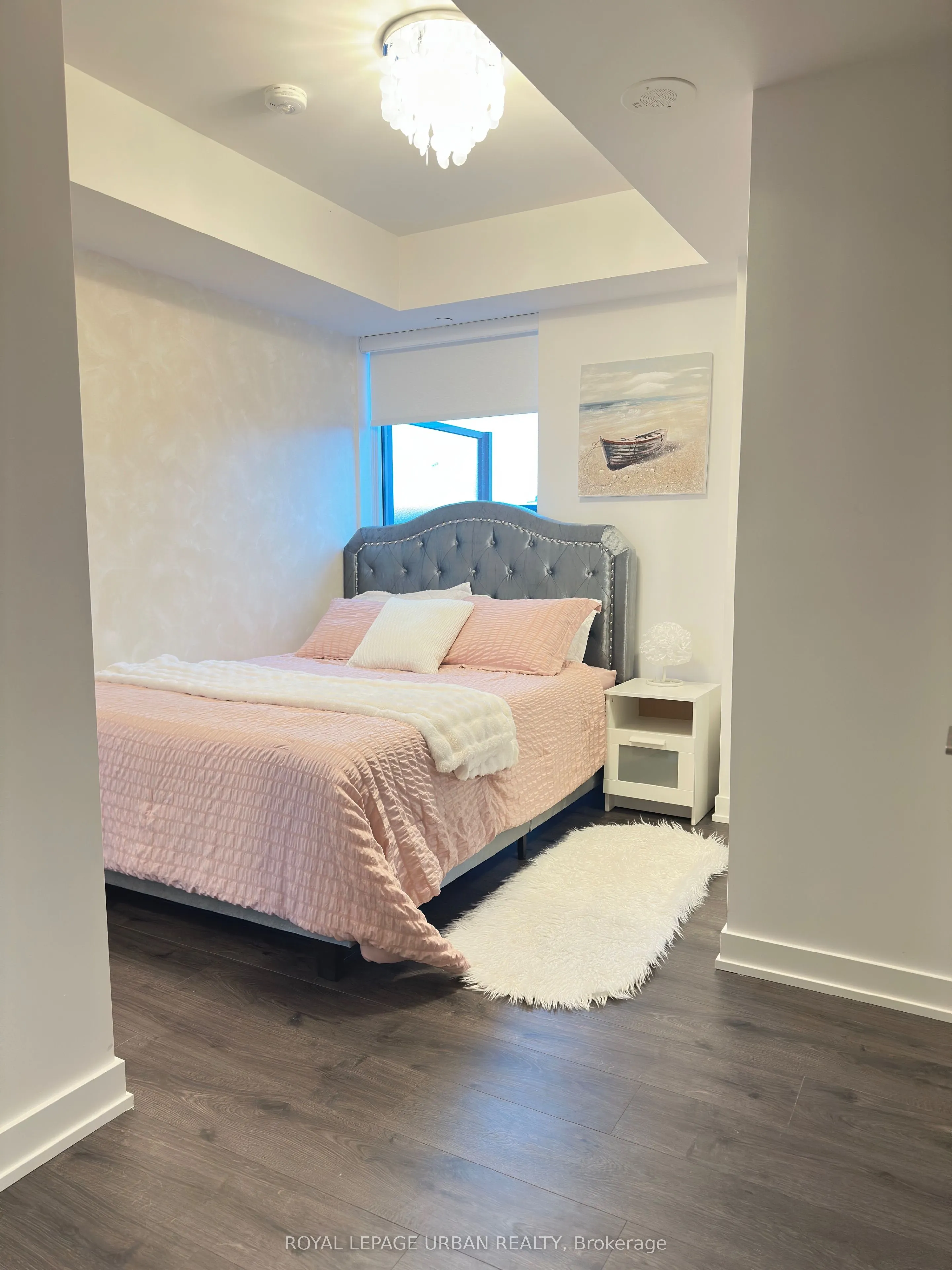 100 Queen Street E #1106