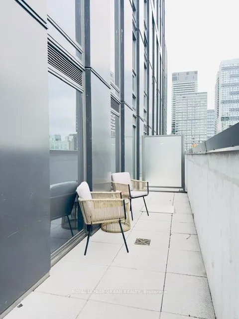 100 Queen Street E #1106
