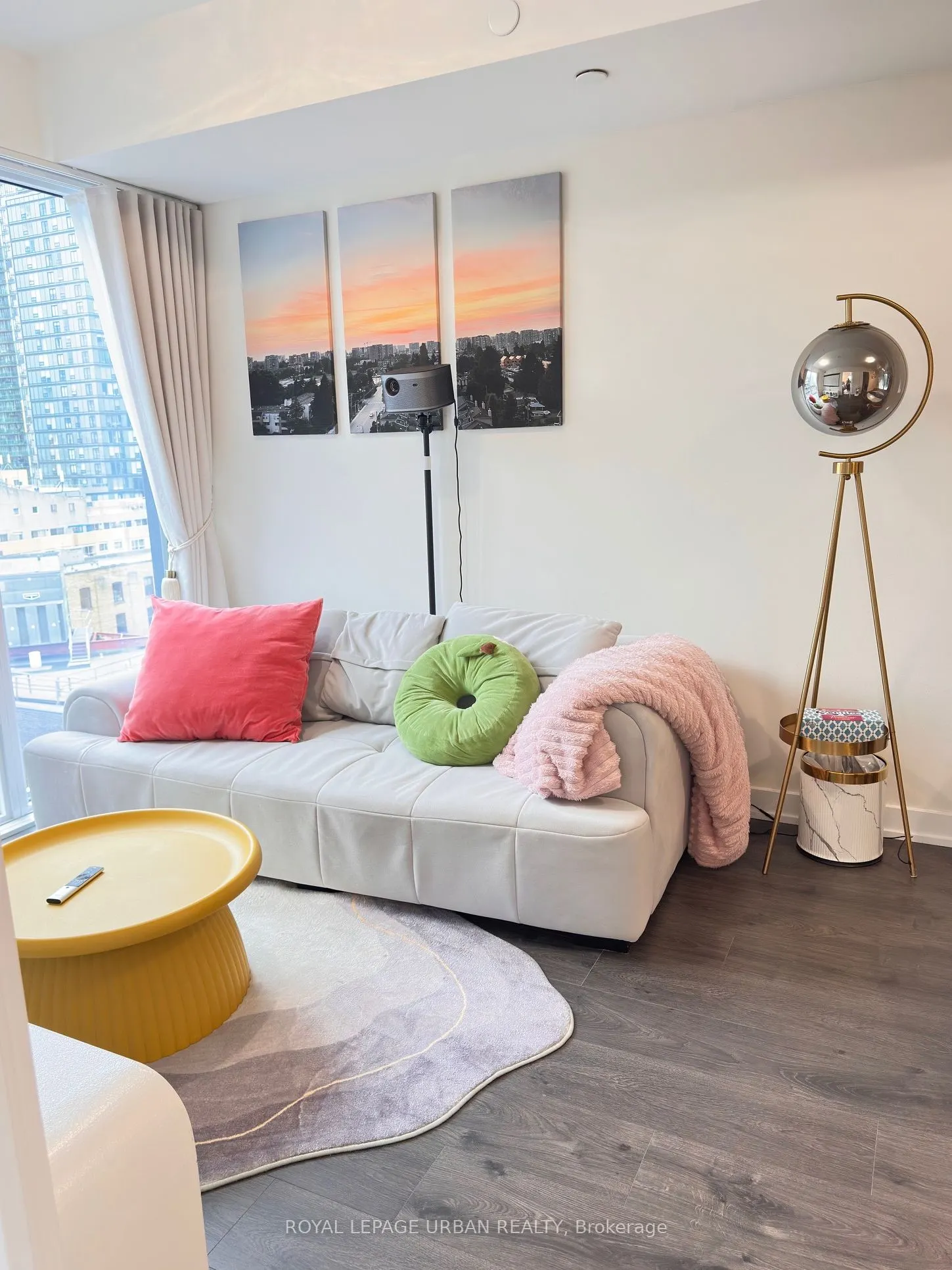 100 Queen Street E #1106