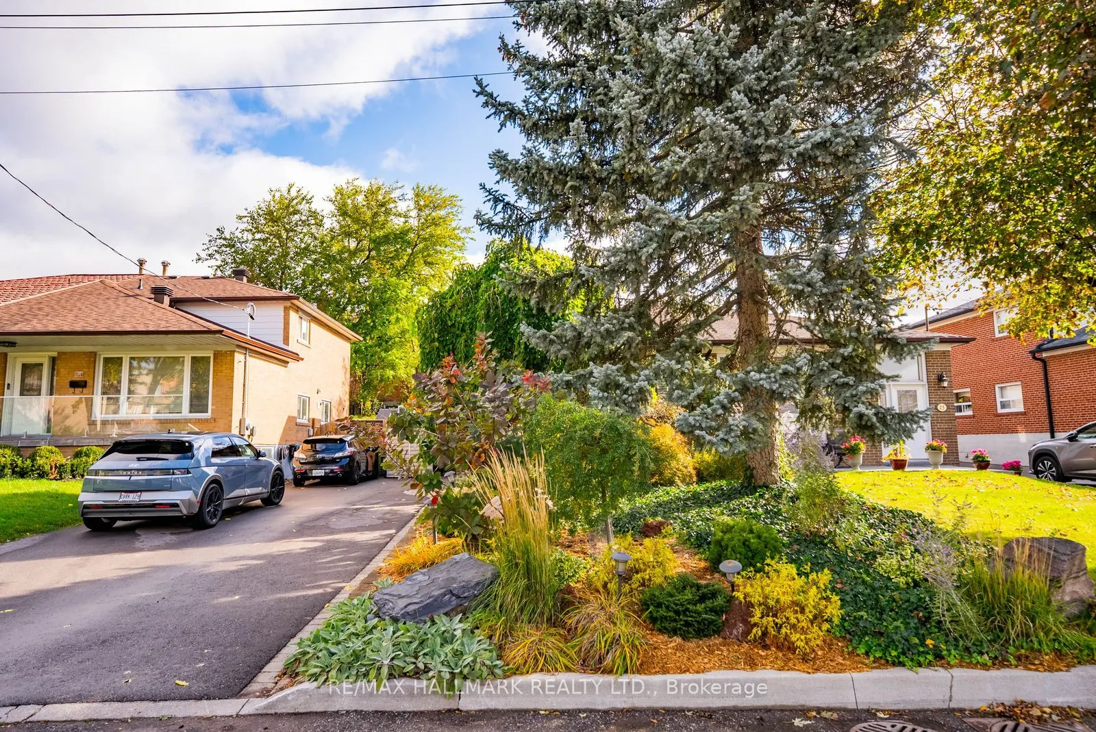 27 Pinebrook Avenue