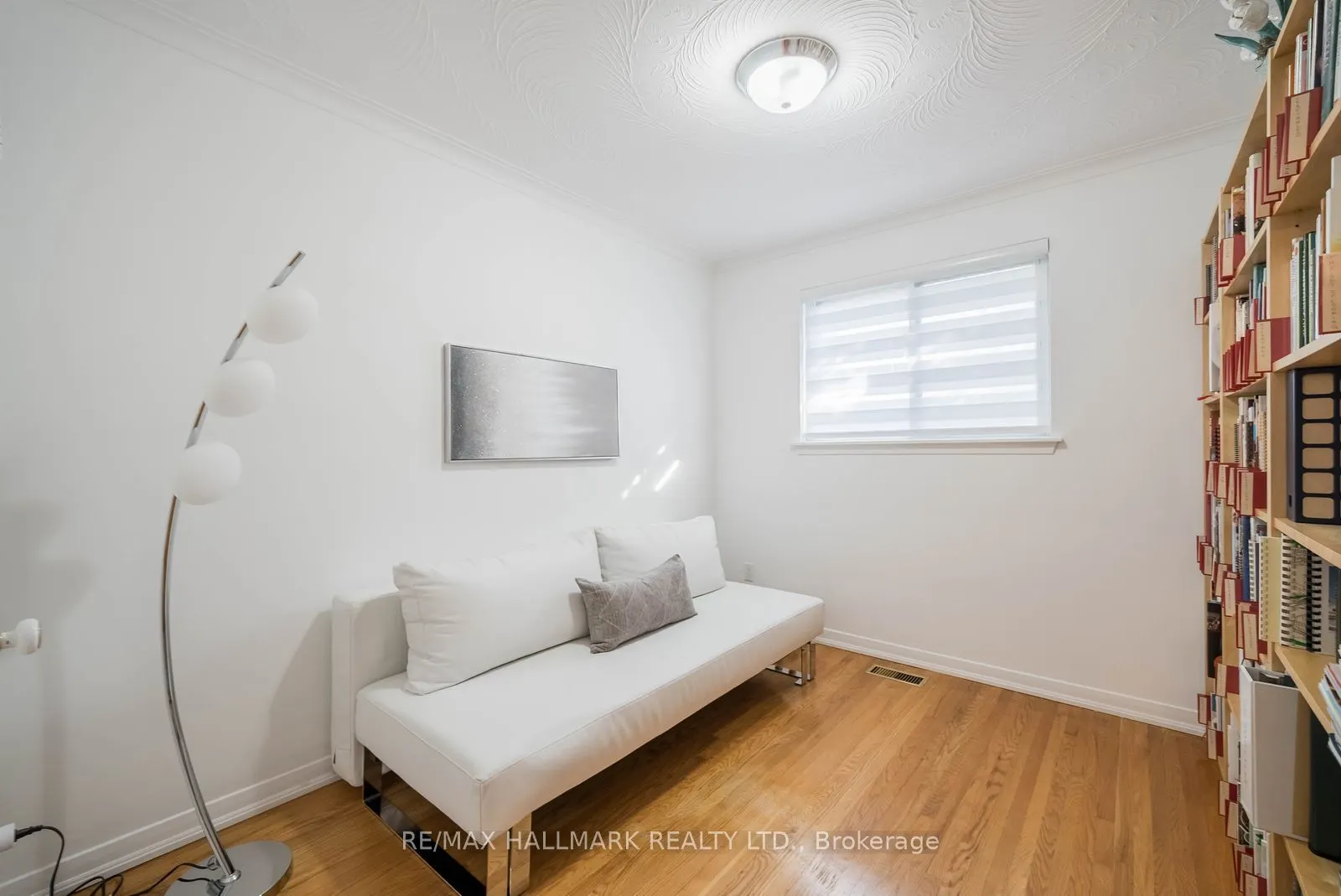 27 Pinebrook Avenue