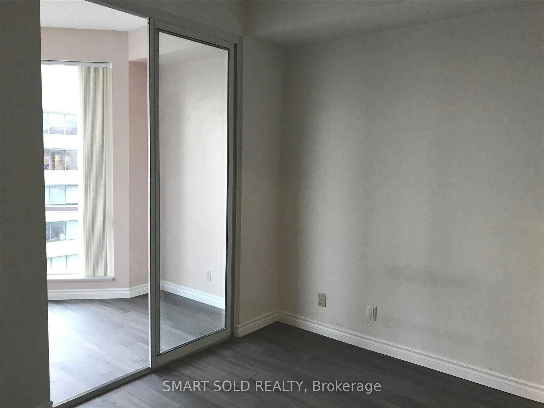 10 Yonge Street #3410