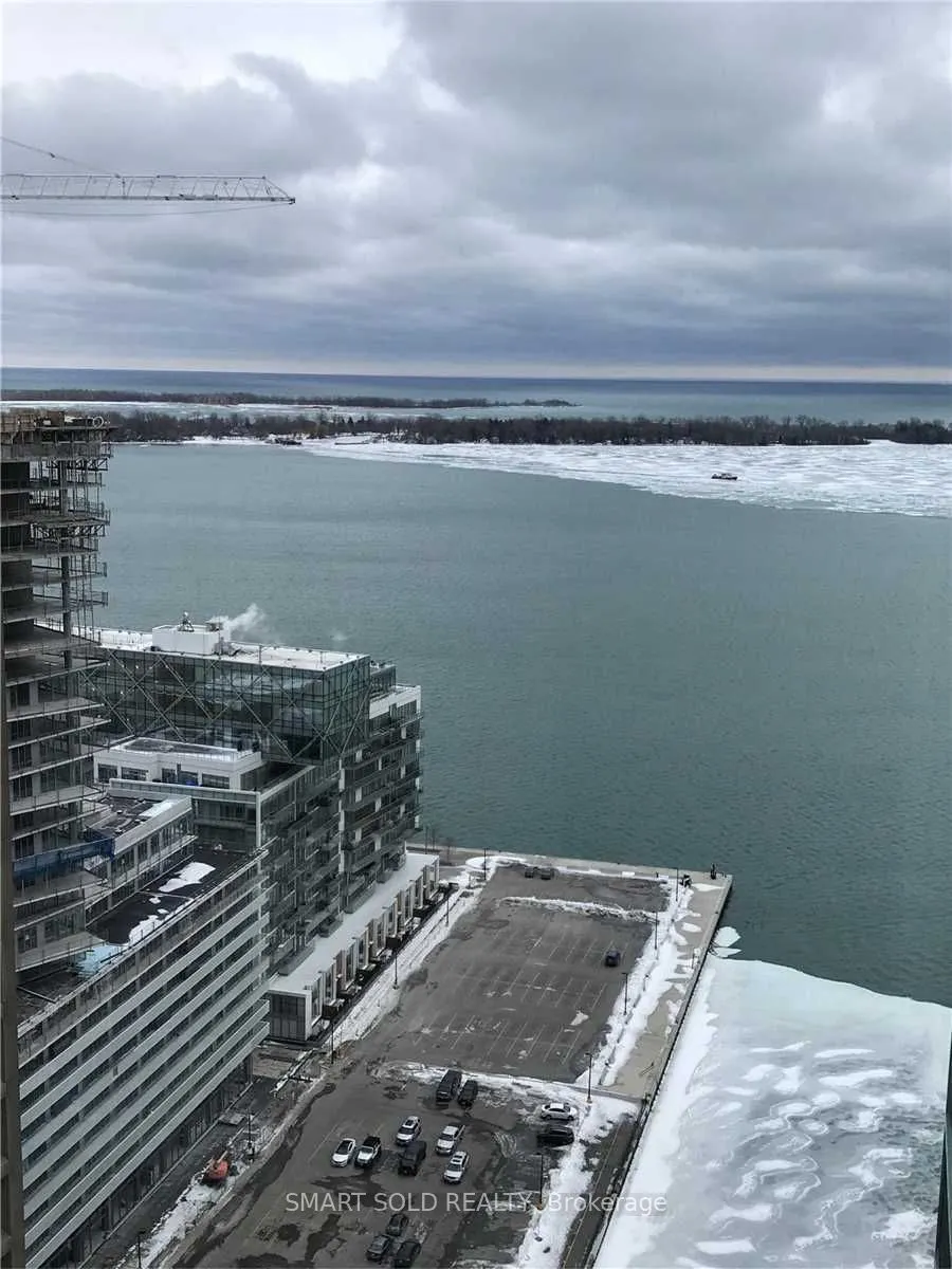 10 Yonge Street #3410