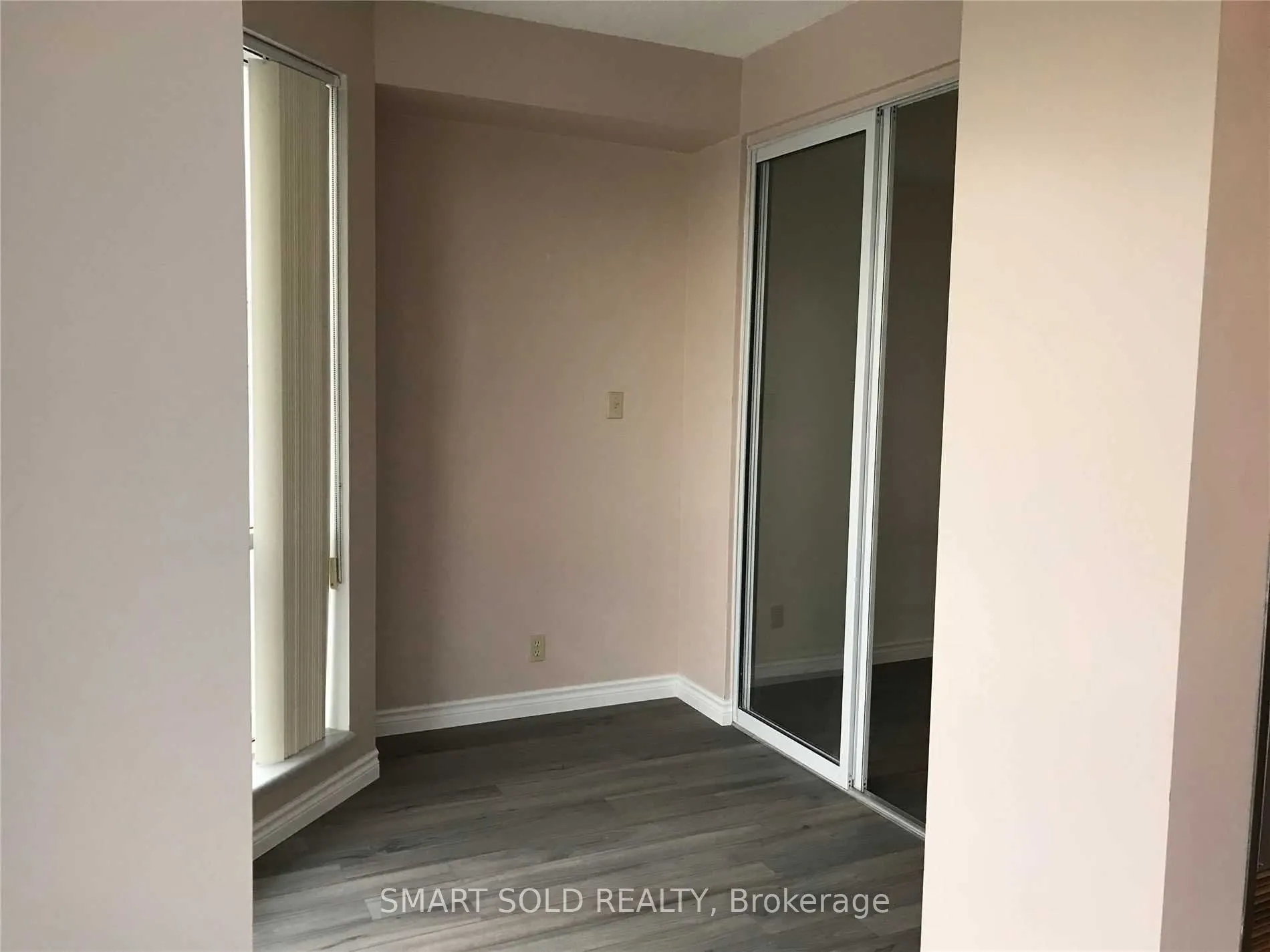 10 Yonge Street #3410