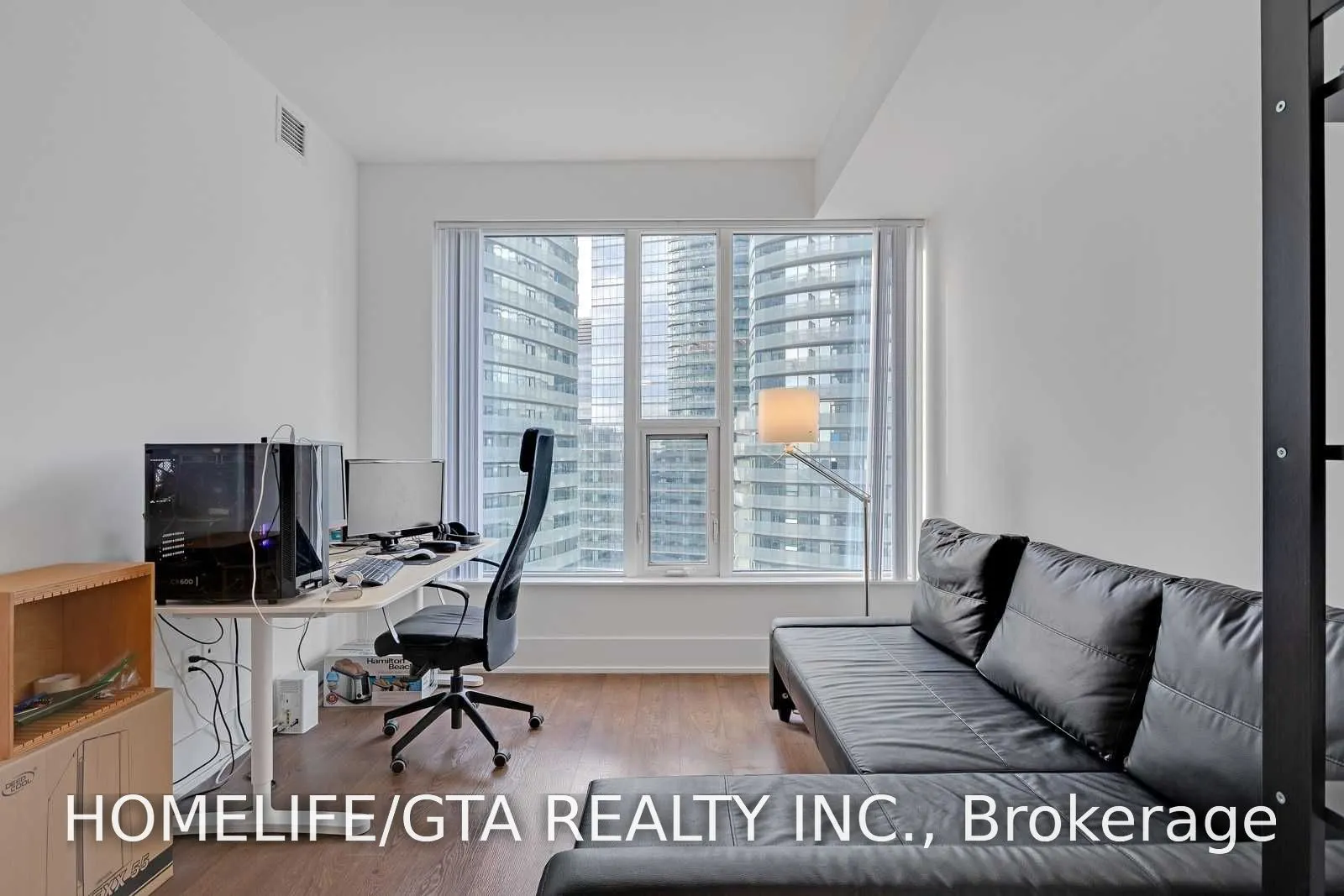 10 York Street #3202